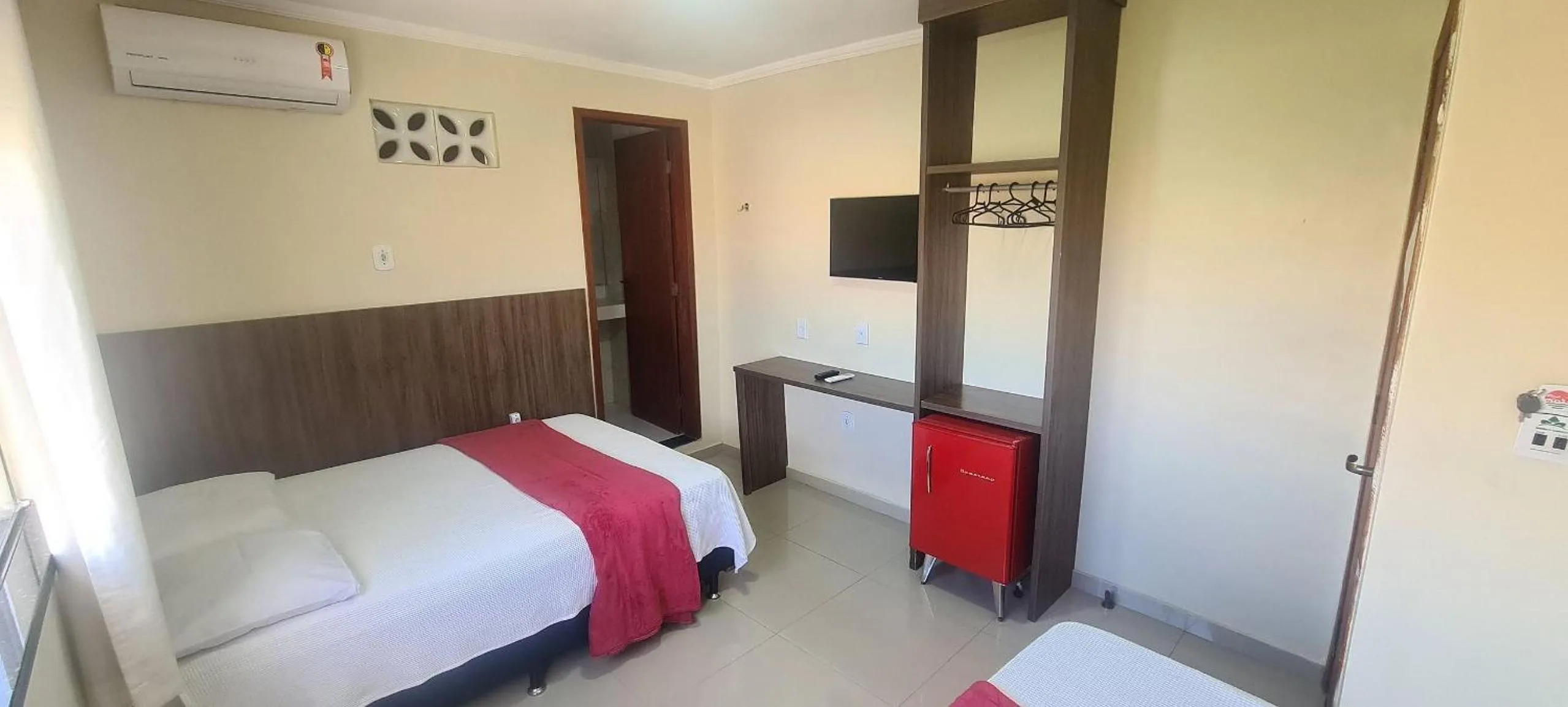 TV and multimedia, Bed in Recanto Del Mare Suítes