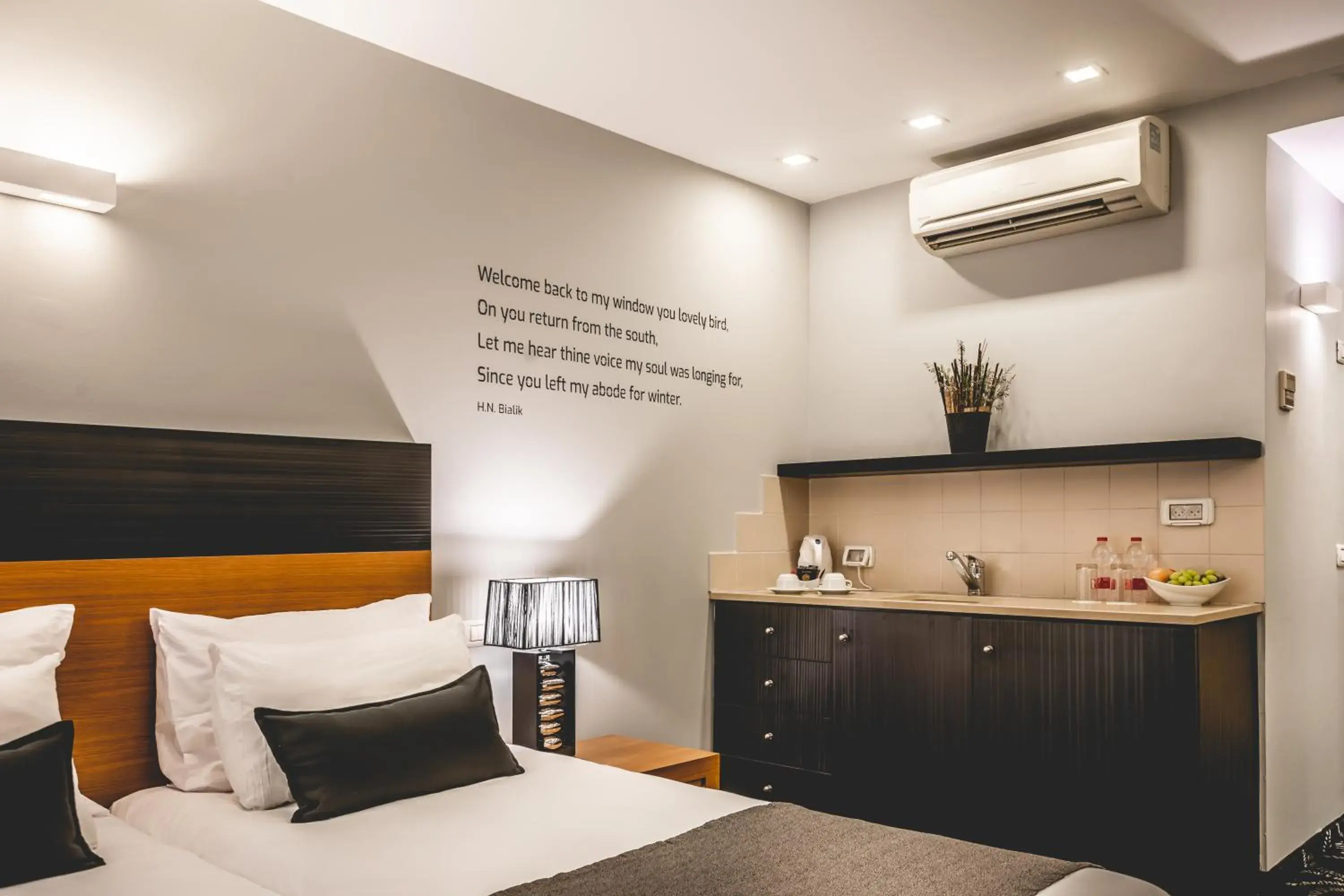 Classic Room in Ramada by Wyndham Ramat Gan Classic Room in Ramada by Wyndham Ramat Gan