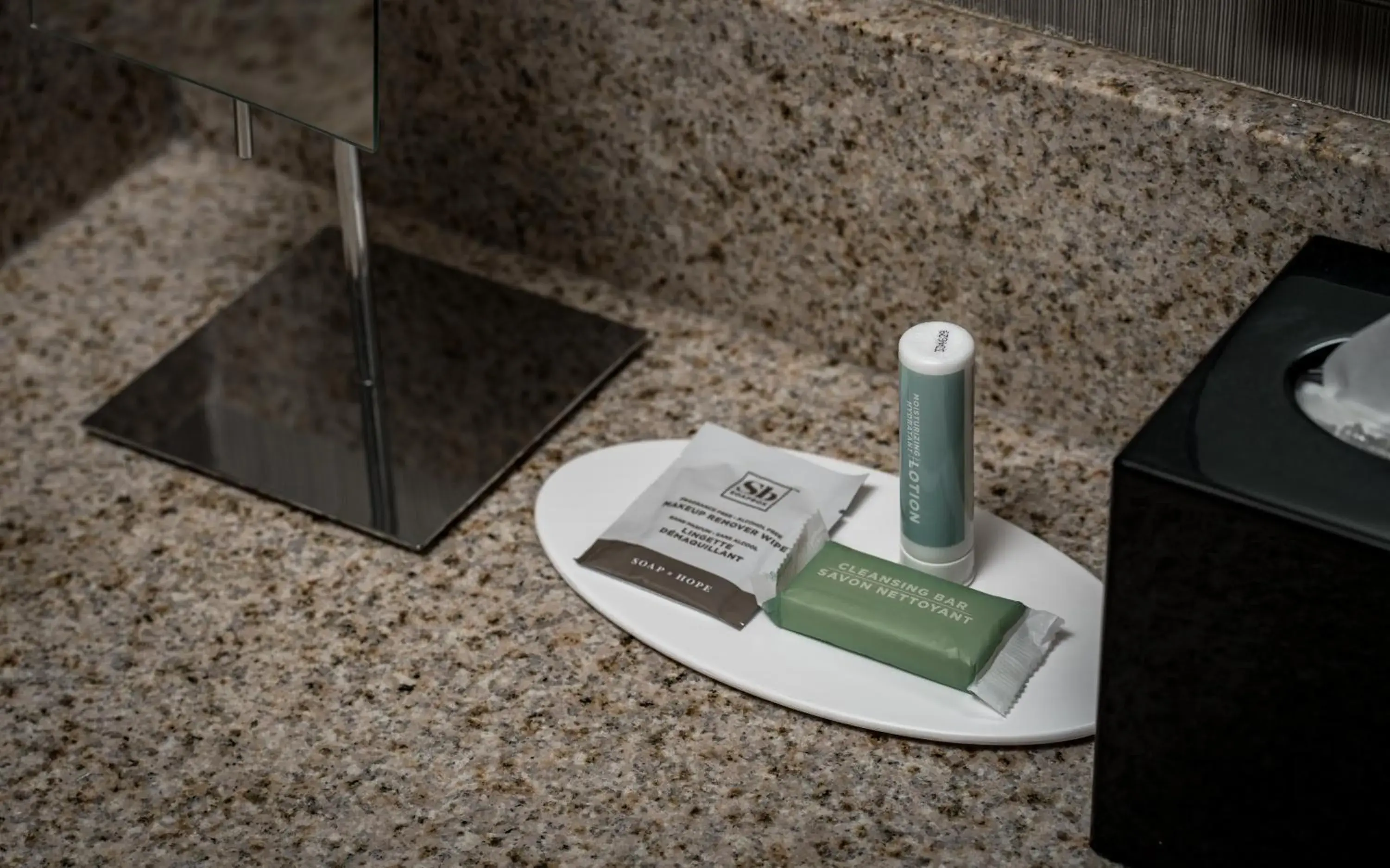 Executive, Larger Guest room, 1 King, Sofa bed in Courtyard by Marriott Winchester Medical Center Executive, Larger Guest room, 1 King, Sofa bed in Courtyard by Marriott Winchester Medical Center