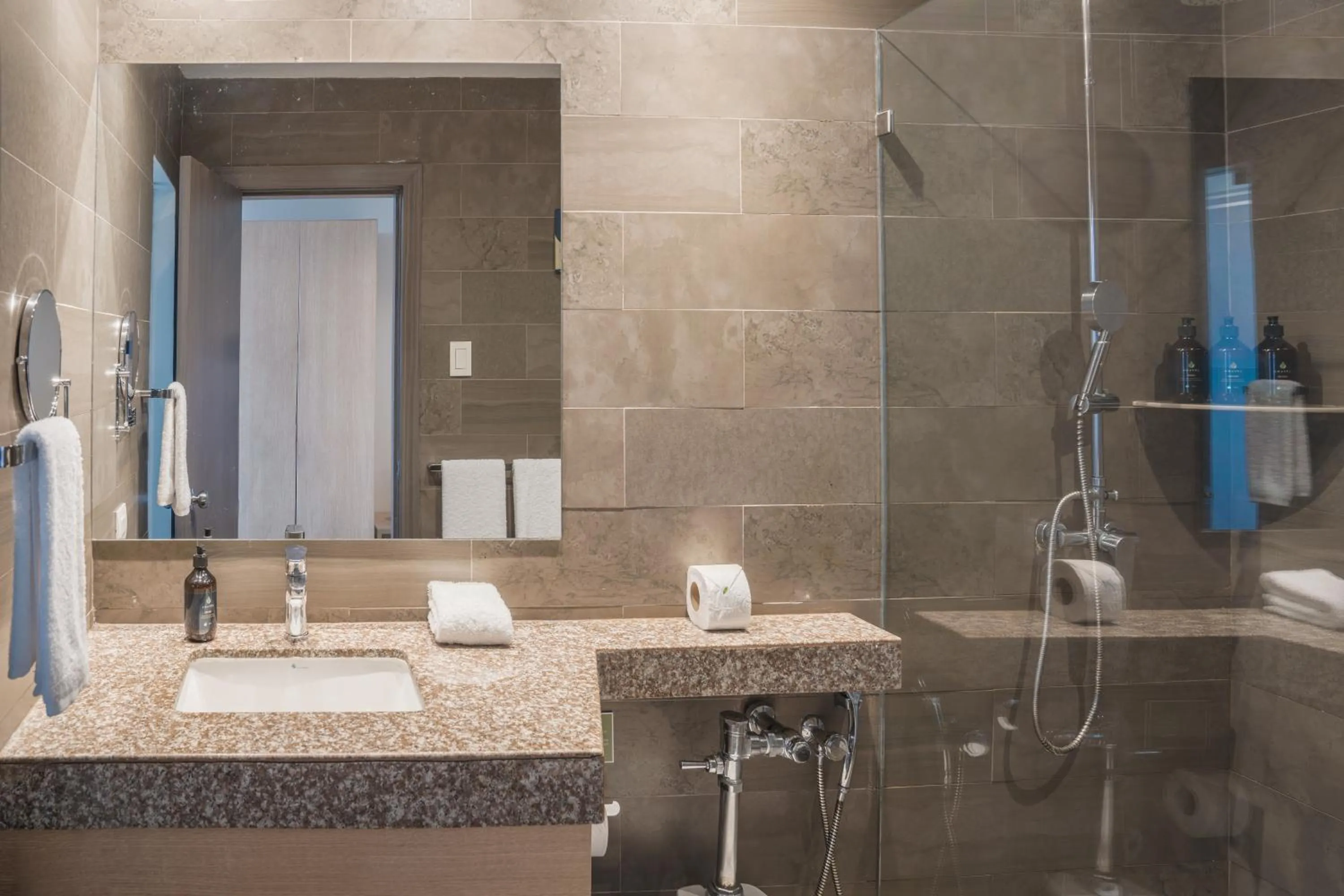 Bathroom in Unipark by Oro Verde Hotels