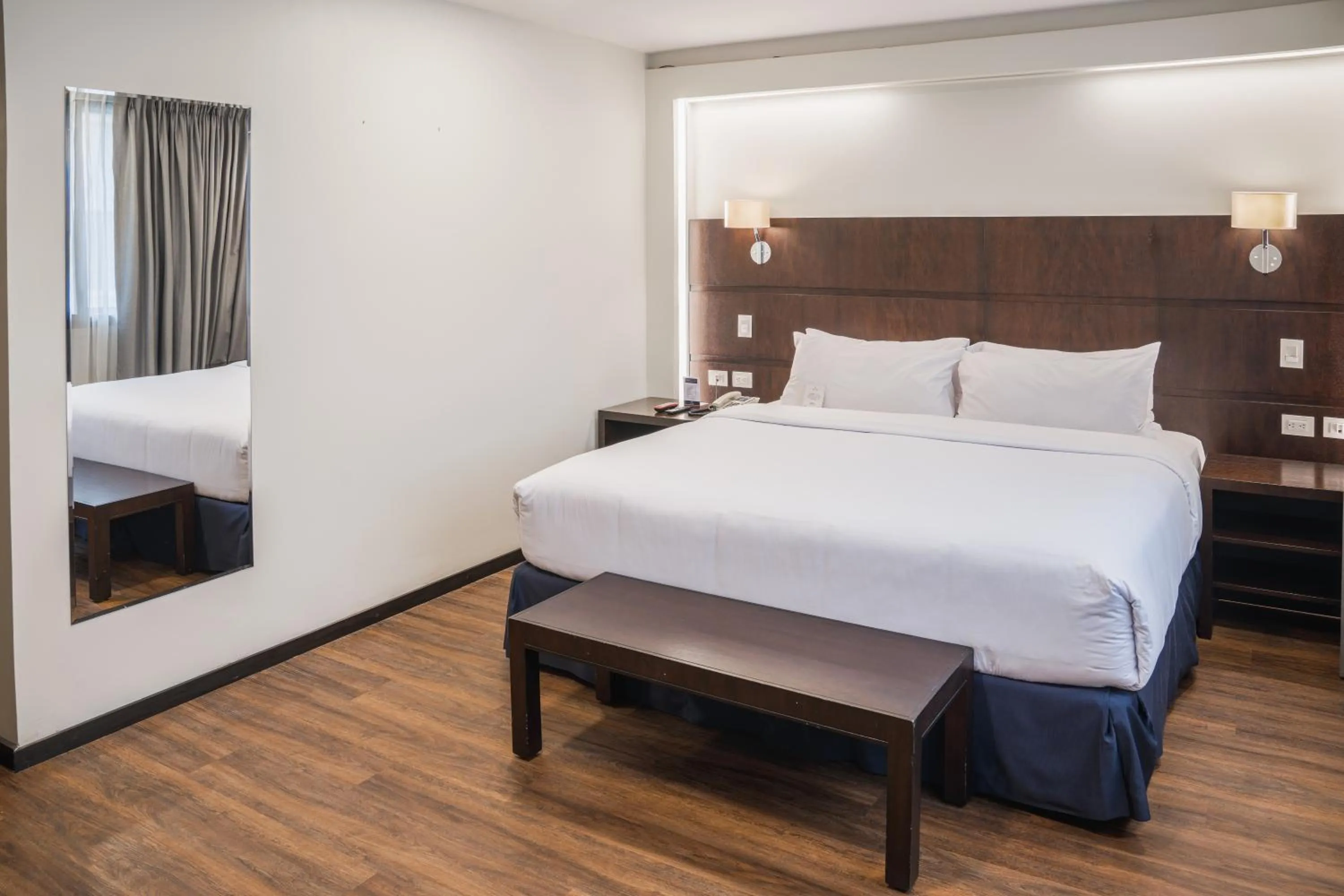 Photo of the whole room, Bed in Unipark by Oro Verde Hotels