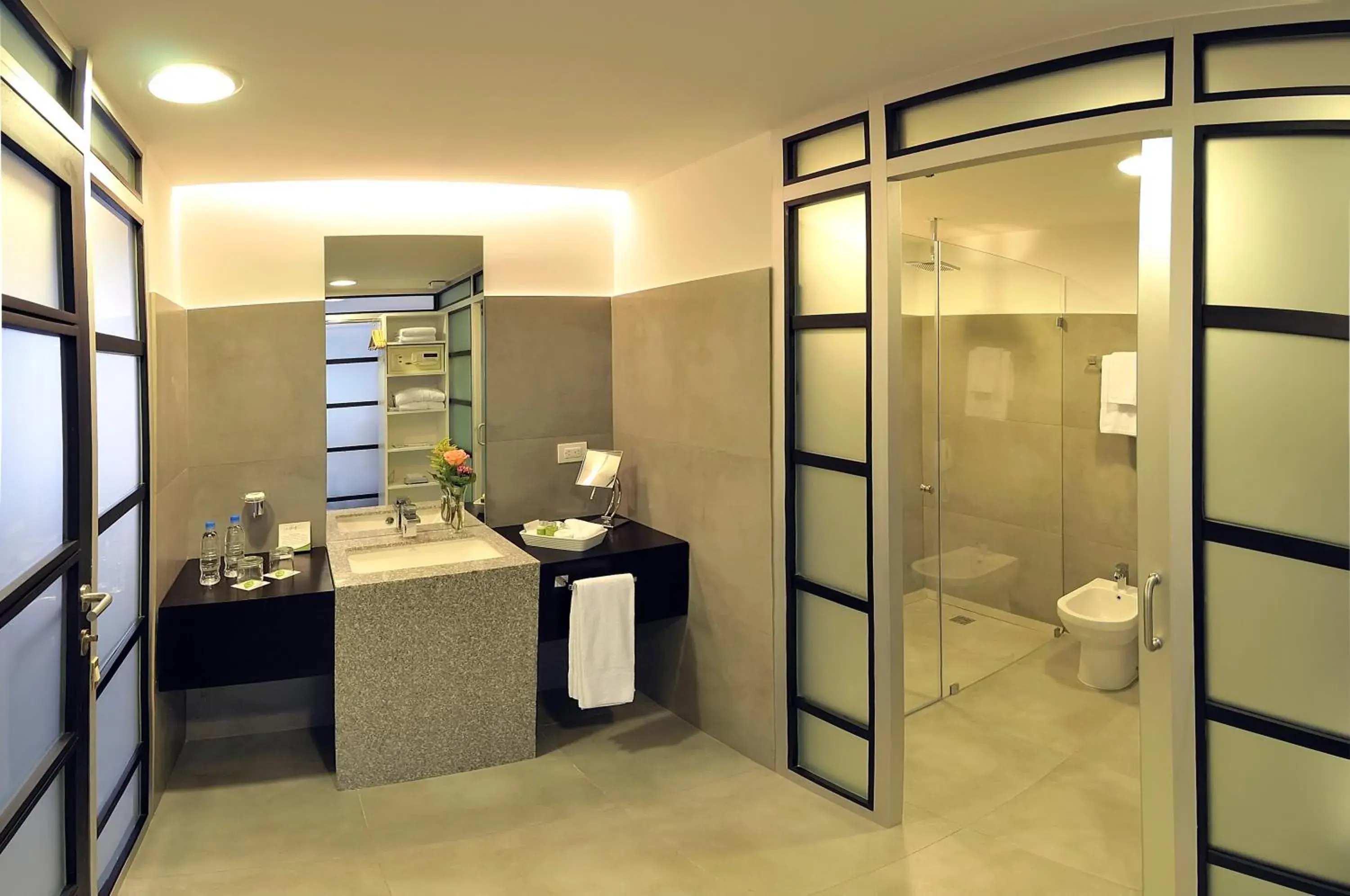 Suite in Unipark by Oro Verde Hotels Suite in Unipark by Oro Verde Hotels
