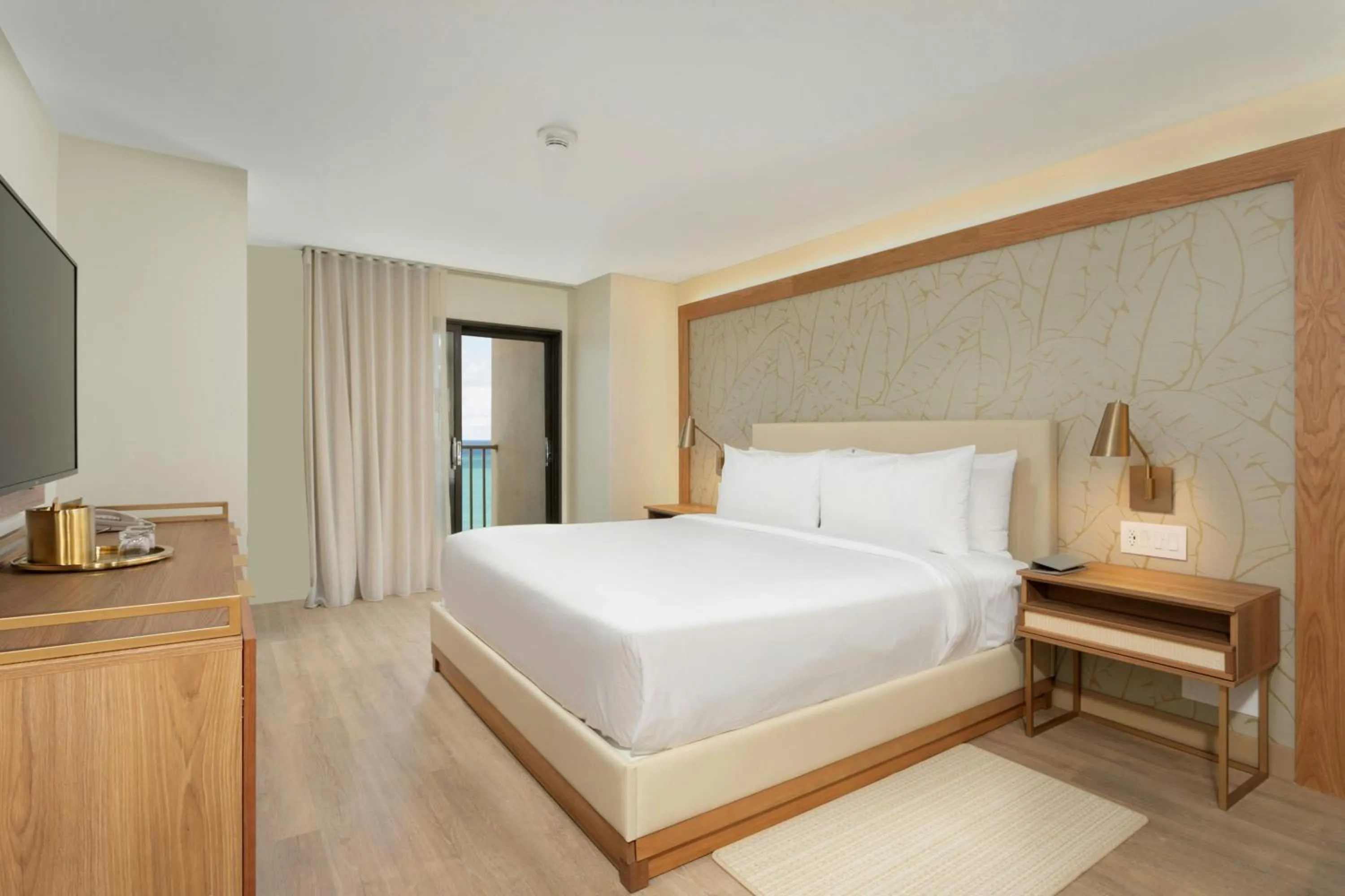 Photo of the whole room, Bed in Courtyard by Marriott Isla Verde Beach Resort