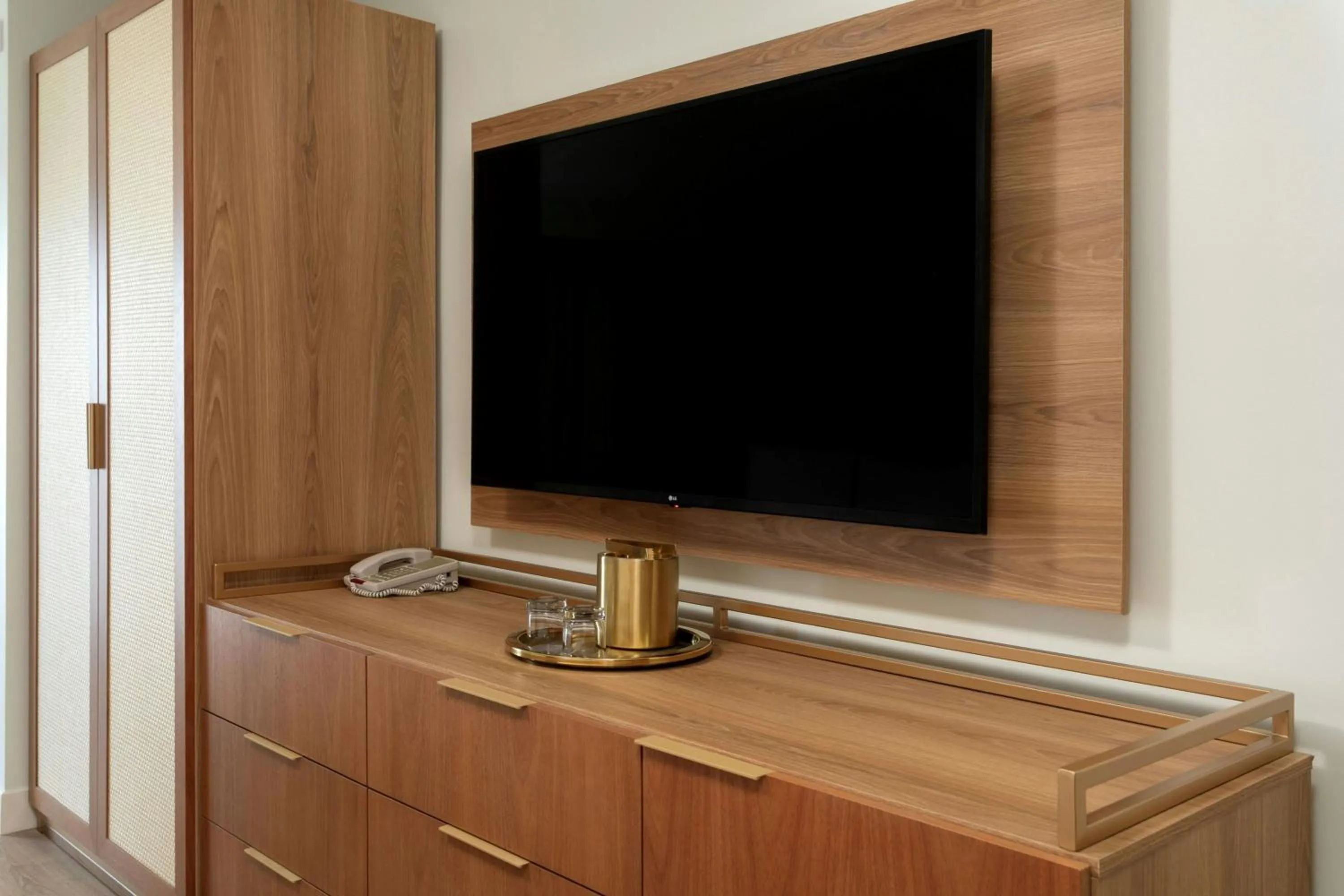 Swimming pool in Courtyard by Marriott Isla Verde Beach Resort