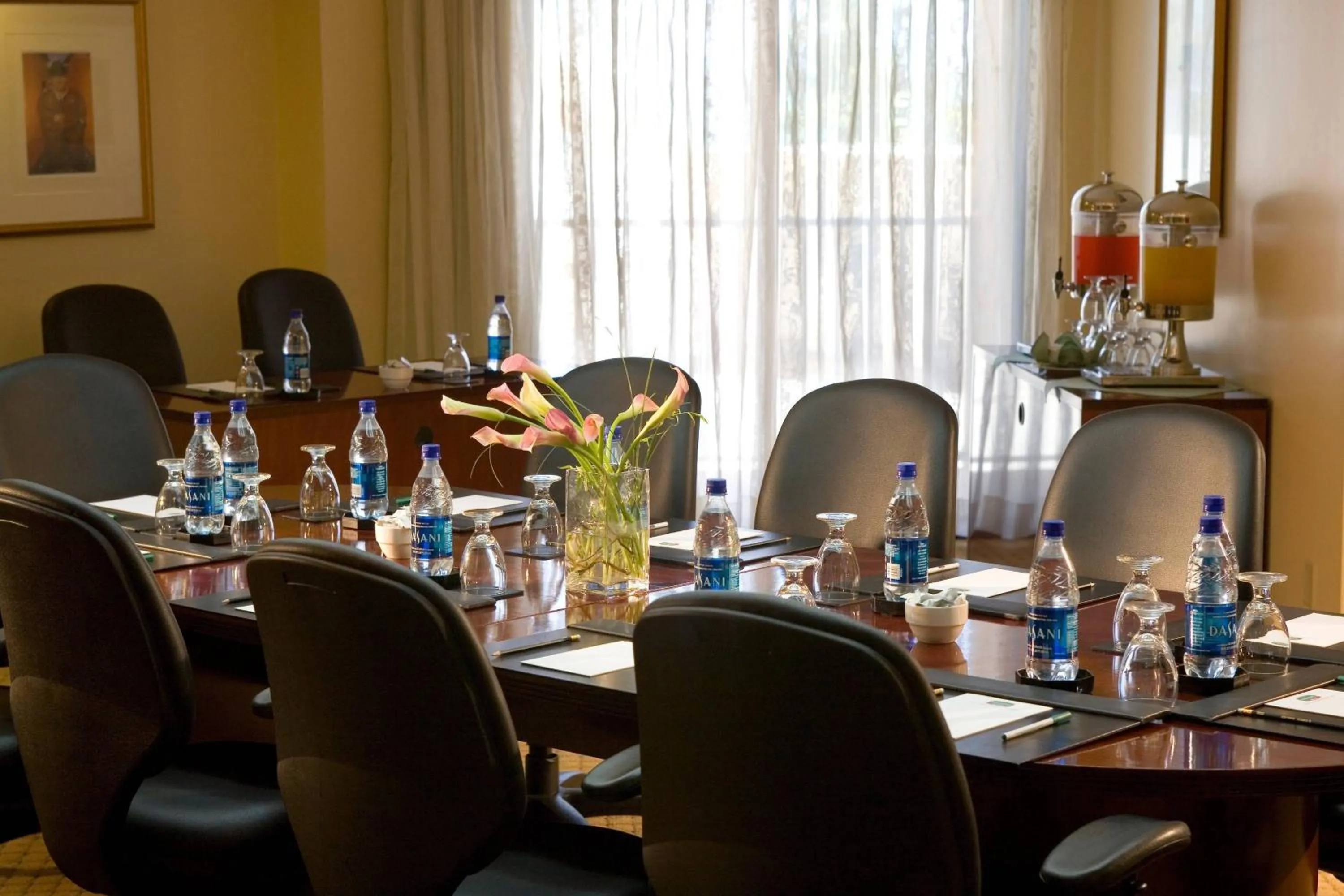 Meeting/conference room in Courtyard by Marriott Isla Verde Beach Resort