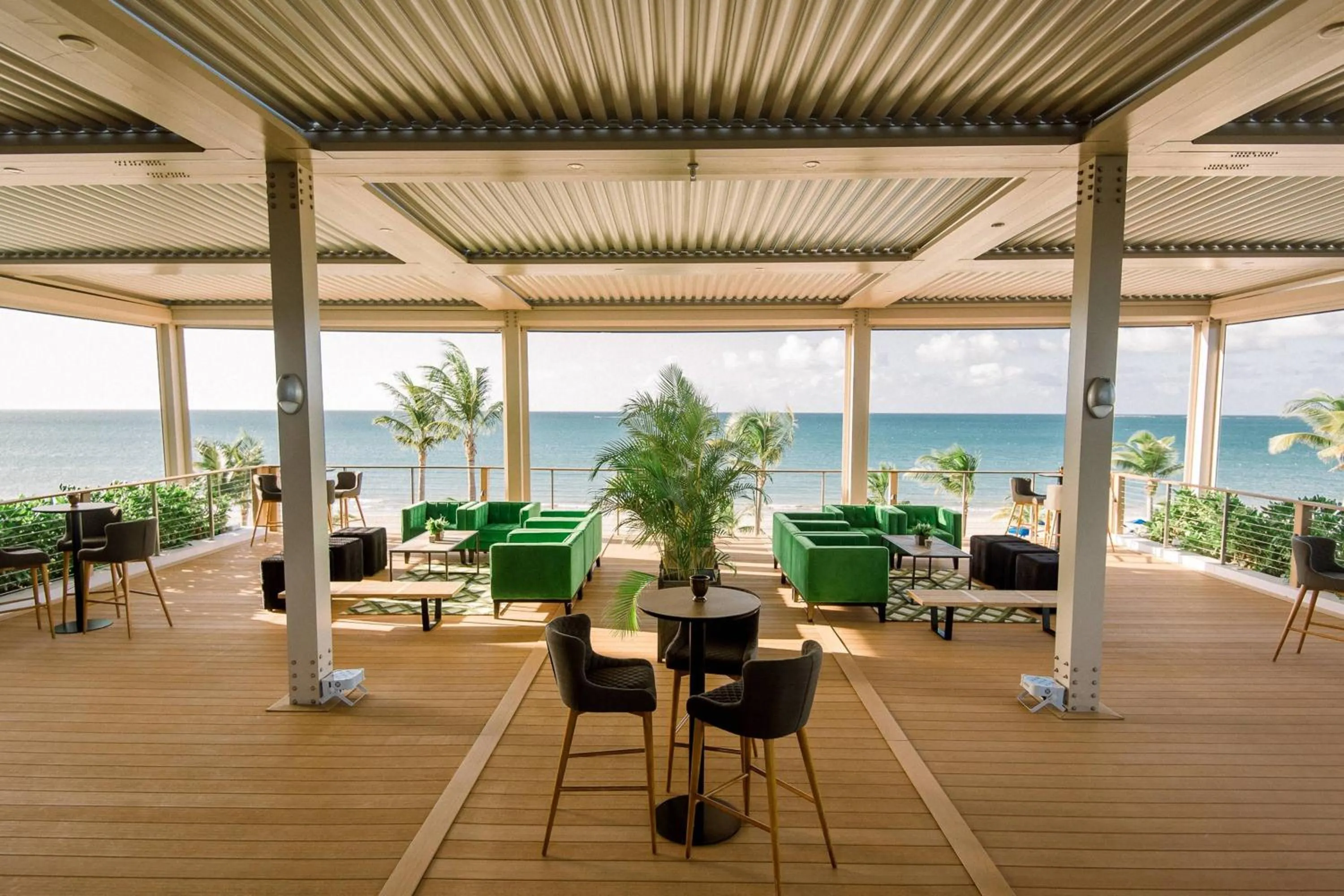 Meeting/conference room in Courtyard by Marriott Isla Verde Beach Resort