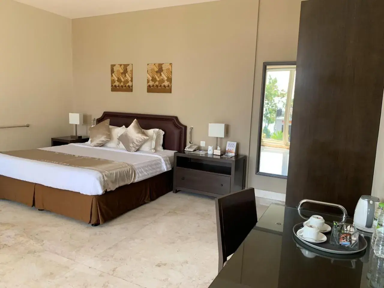 Executive Room in Arainn Bed & Breakfast Tretes Prigen by ecommerceloka Executive Room in Arainn Bed & Breakfast Tretes Prigen by ecommerceloka