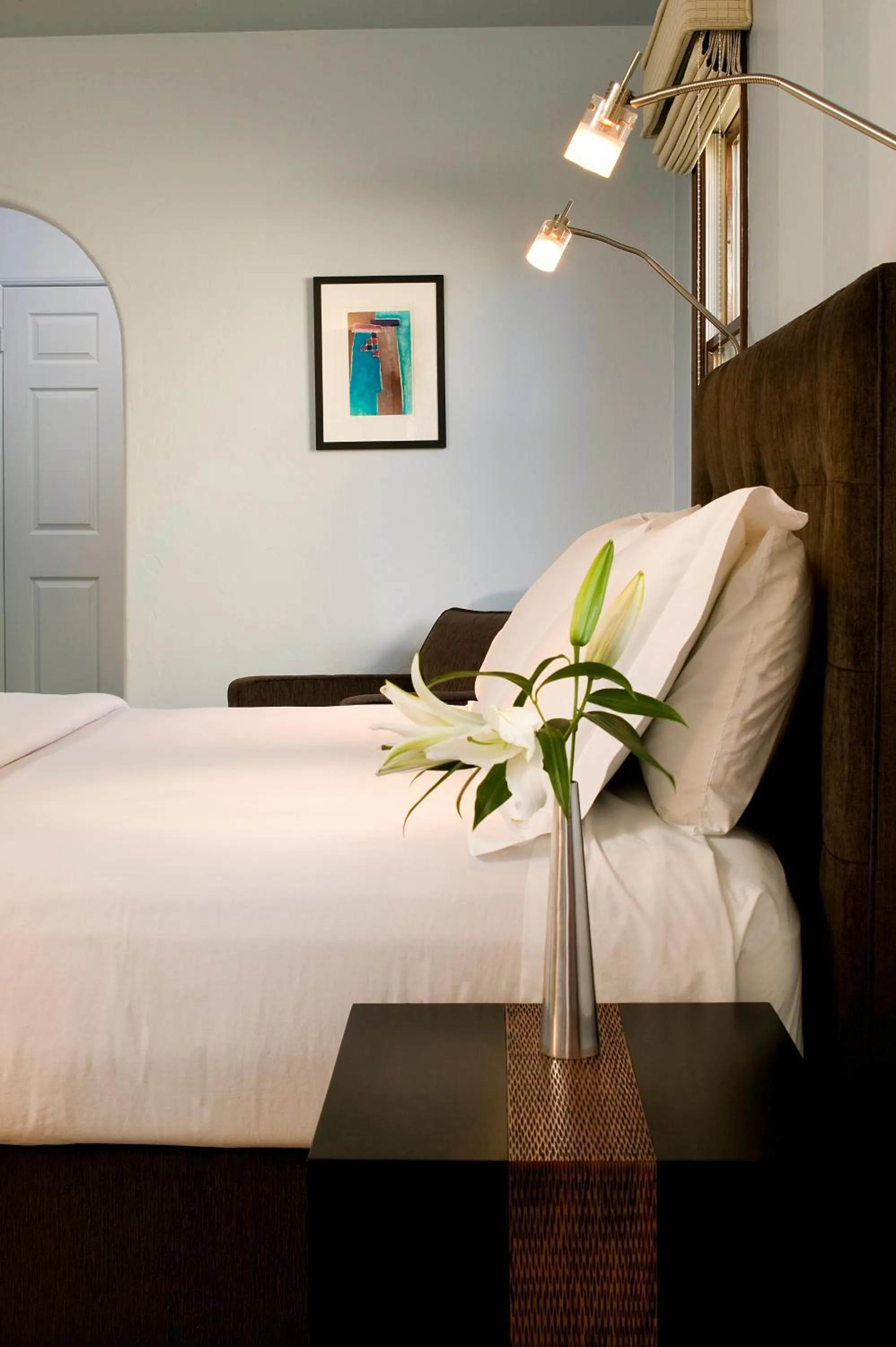 Bed in Casa Del Mar Inn