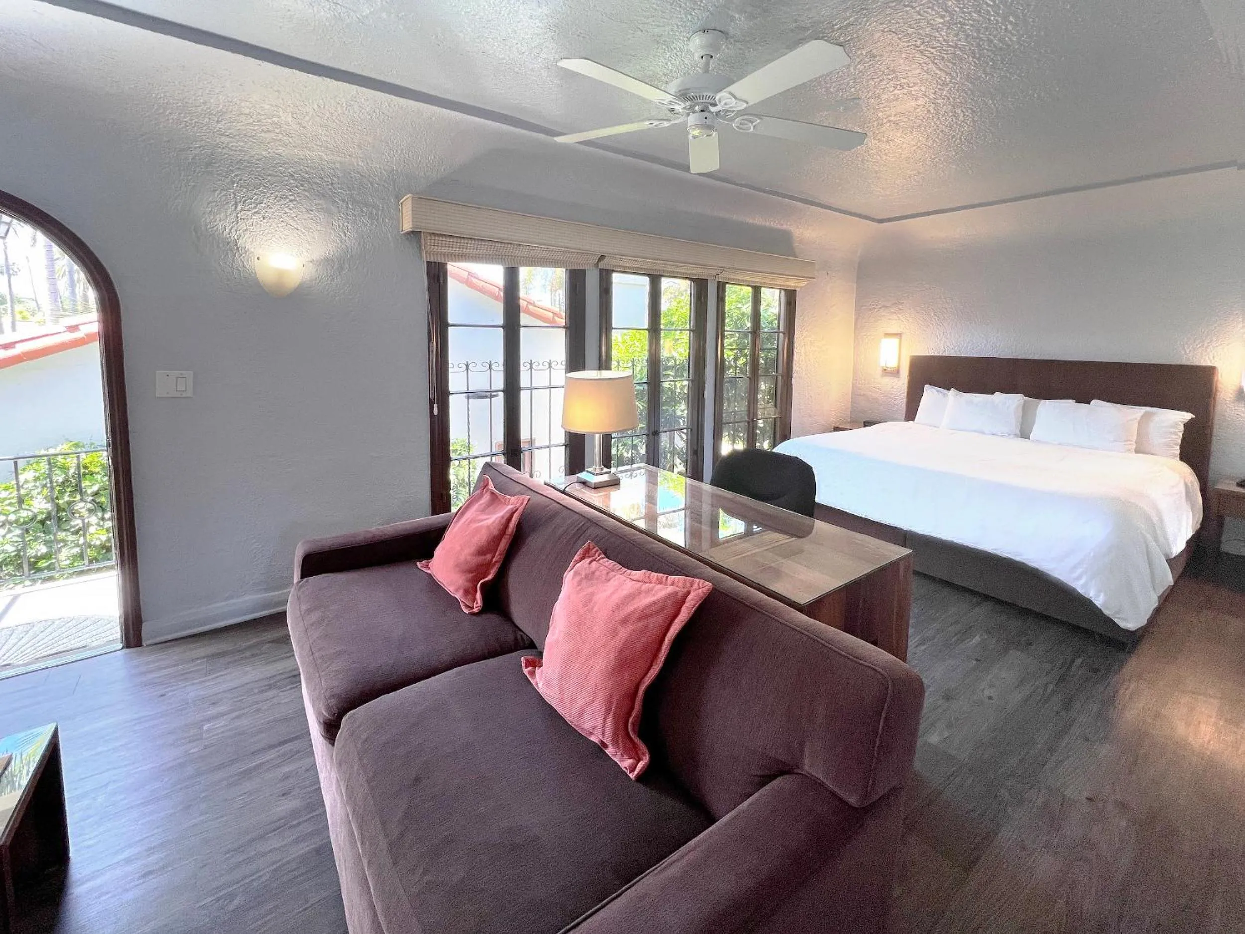 Bedroom, Bed in Casa Del Mar Inn