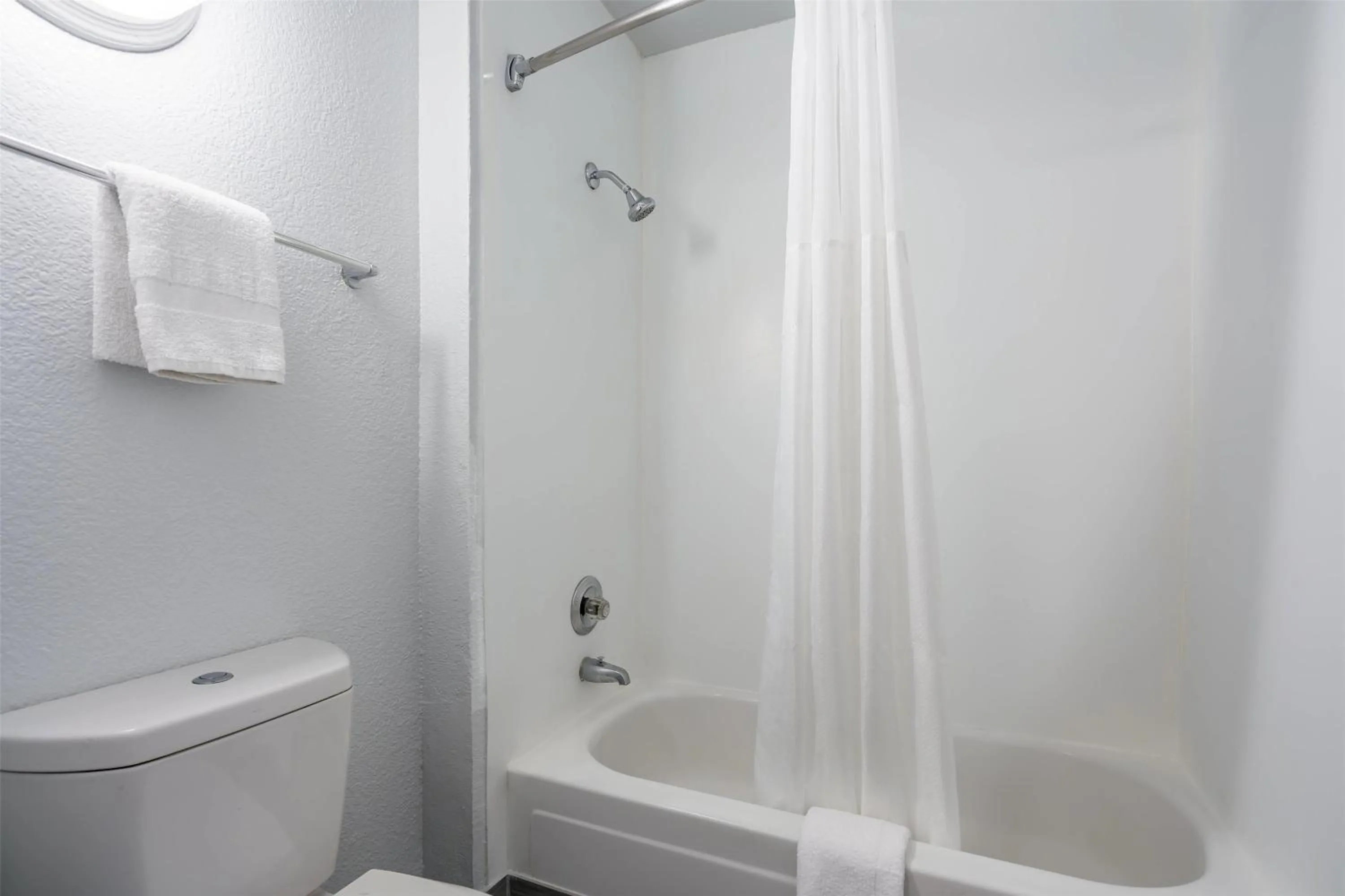 Bedroom in Motel 6-Fremont, CA - North