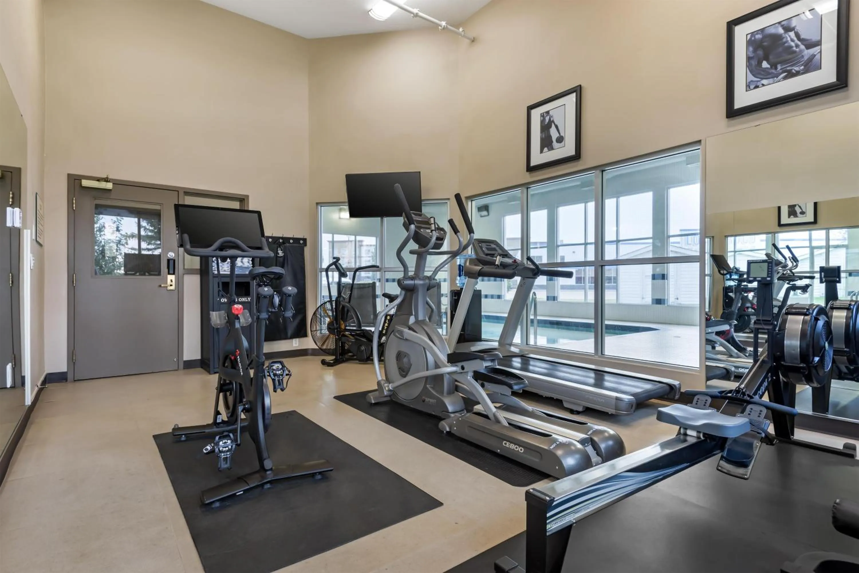 Fitness centre/facilities in Best Western Plus Red Deer Inn & Suite