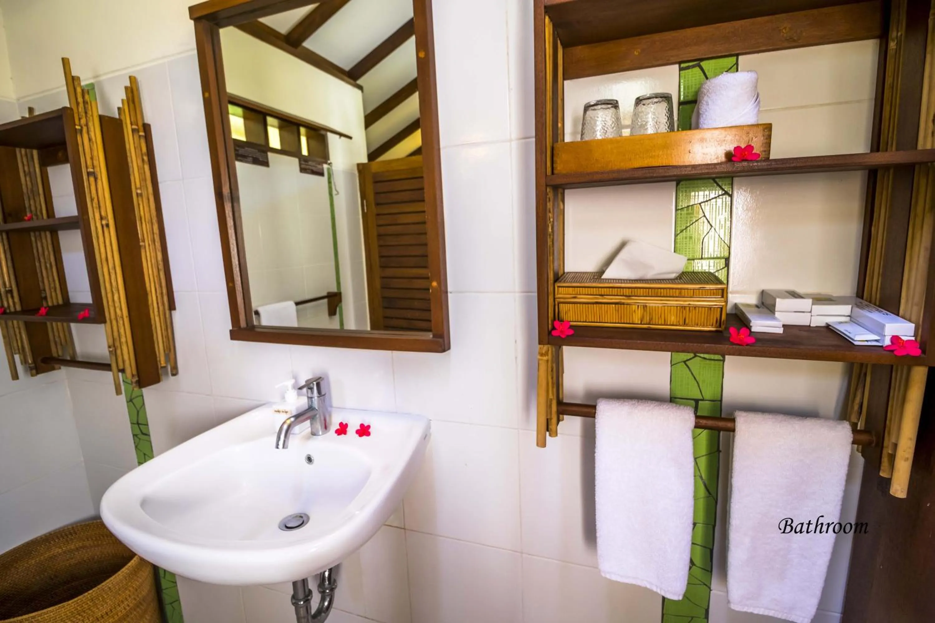 Bathroom in Cocotinos Manado