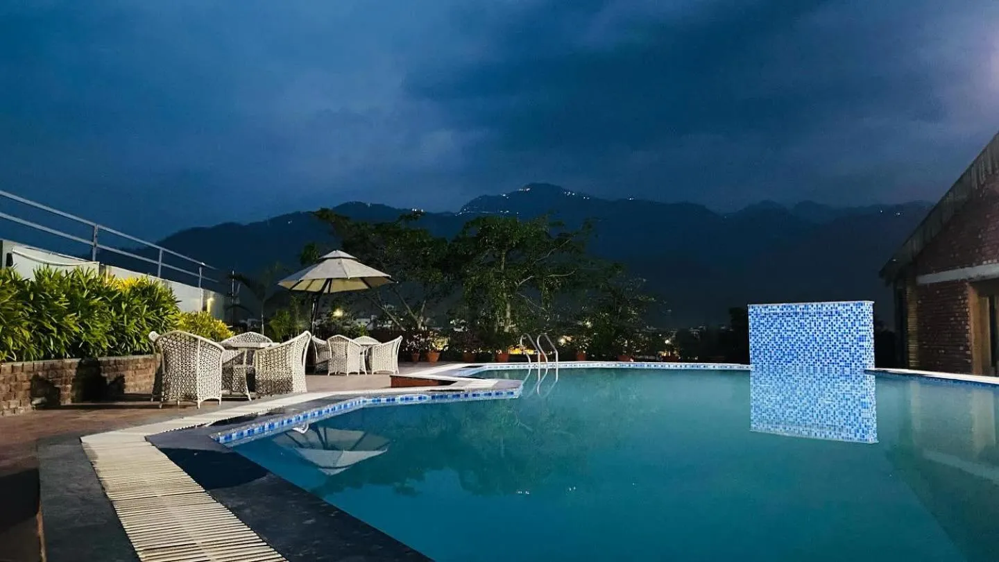 Mountain view in Hotel Natraj Rishikesh