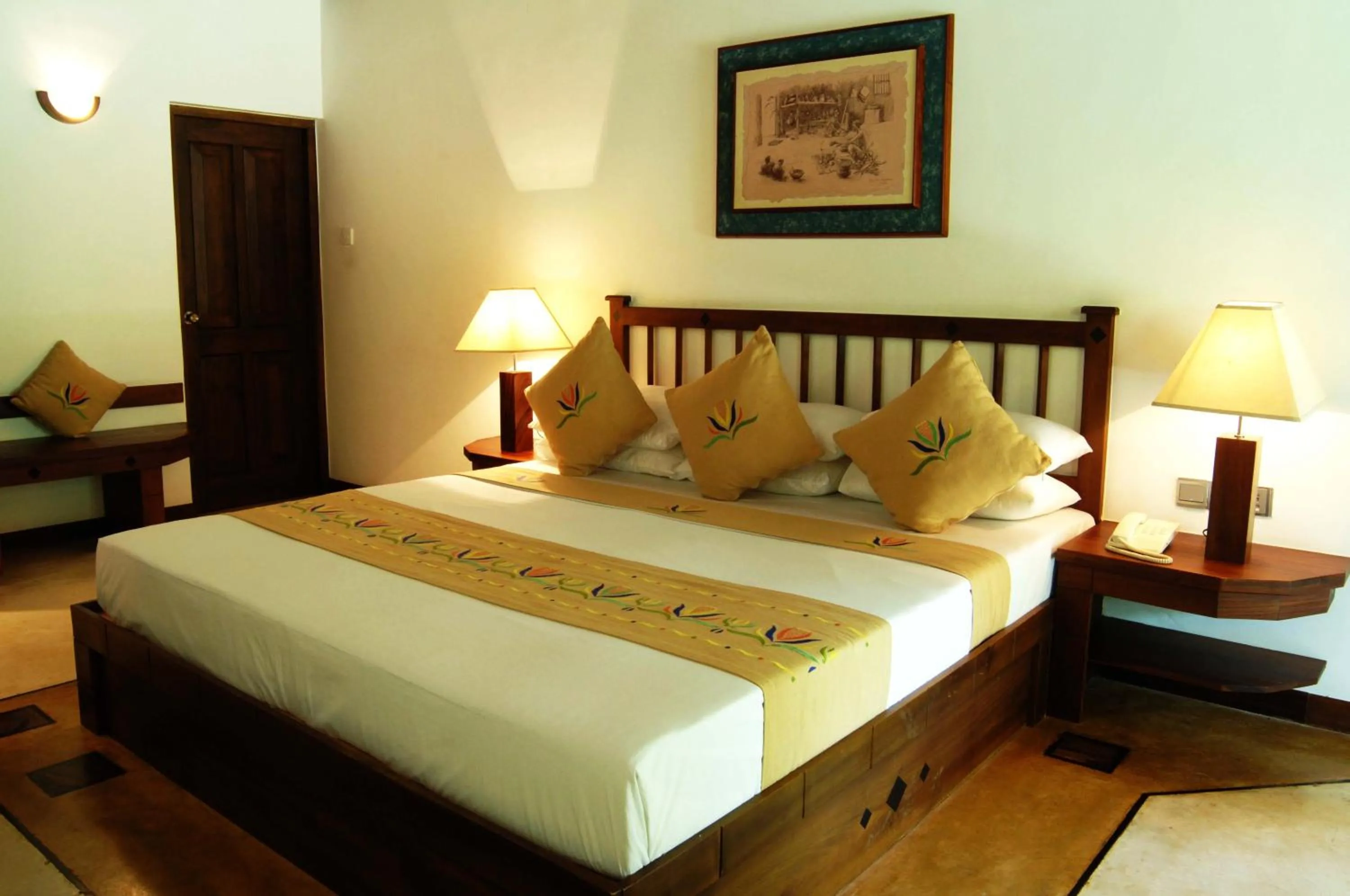 Bed in Amaya Lake Dambulla