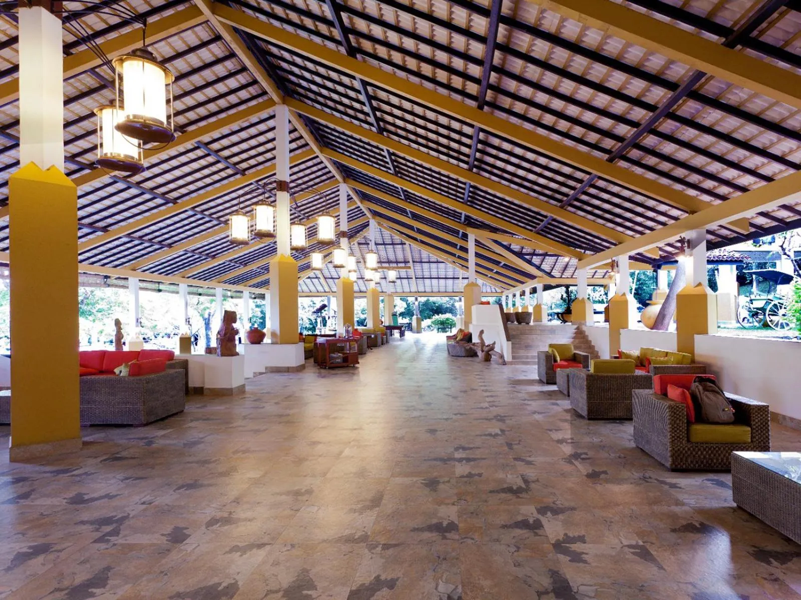 Lobby or reception in Amaya Lake Dambulla