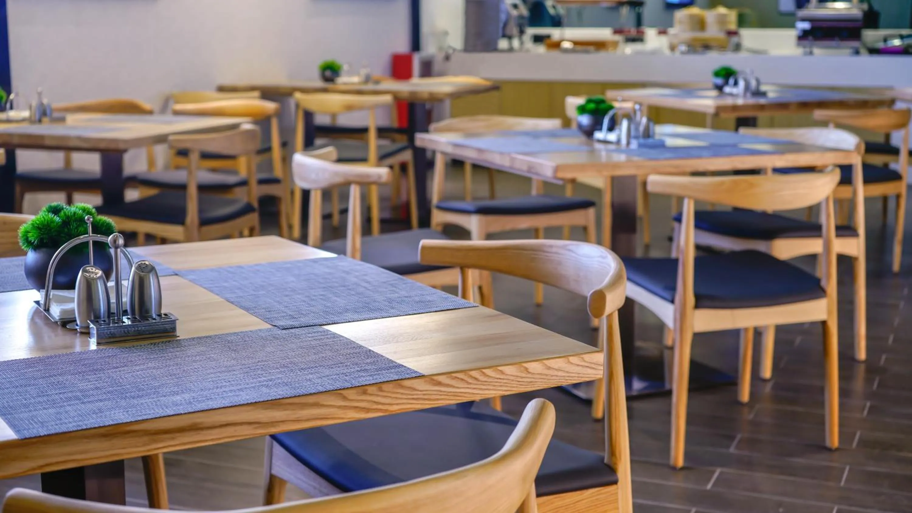 Restaurant/places to eat in Paco Hotel Guangzhou Jiangtai Road Metro Branch