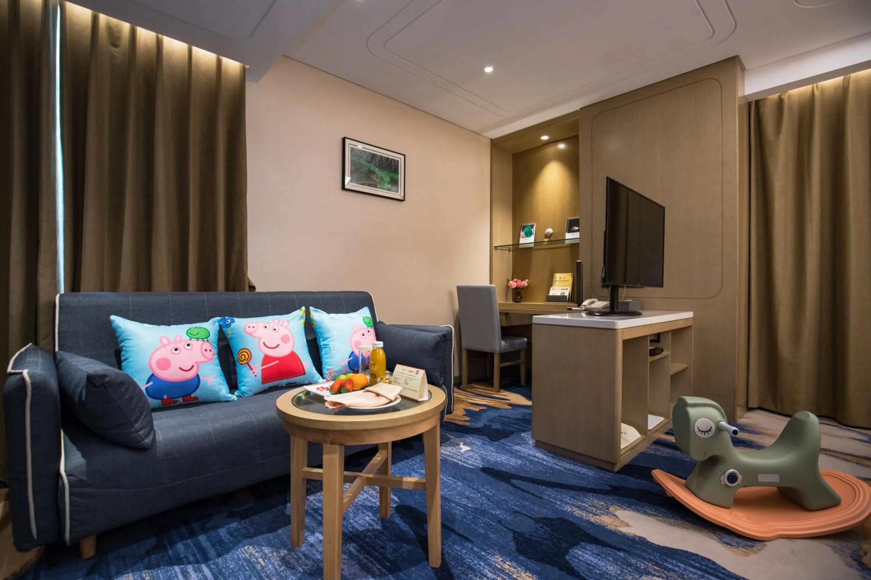 Living room in Kunming Golden Spring Hotel