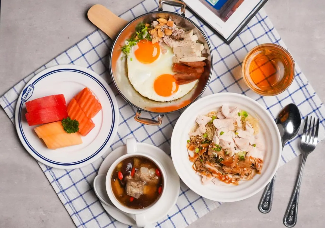 Breakfast in MeStyle Place Hotel