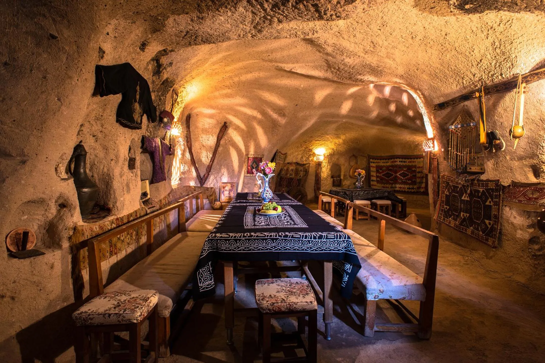 Restaurant/places to eat in Kirkit Hotel