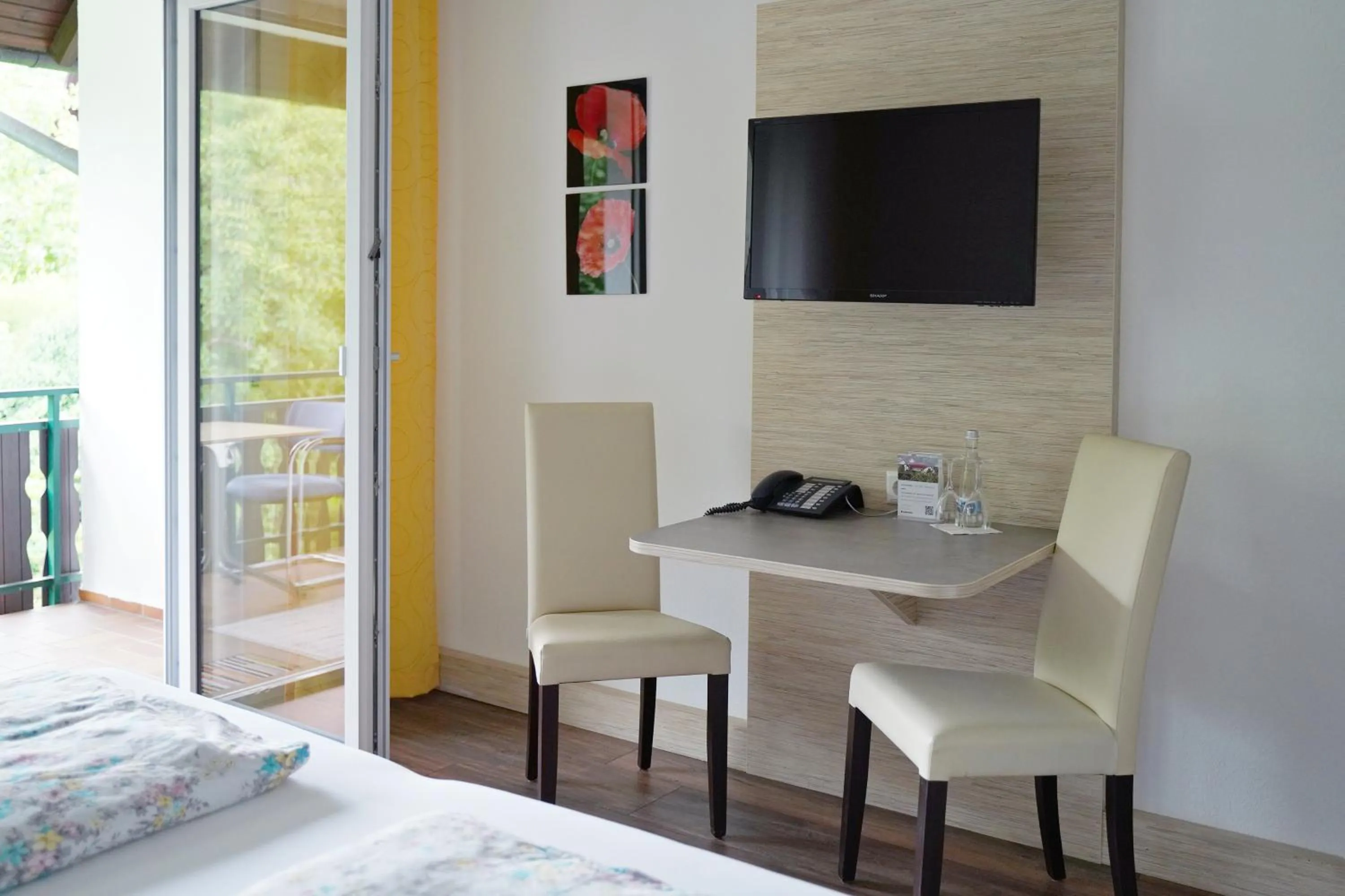 Bed in Hotel Faxe Schwarzwälder Hof