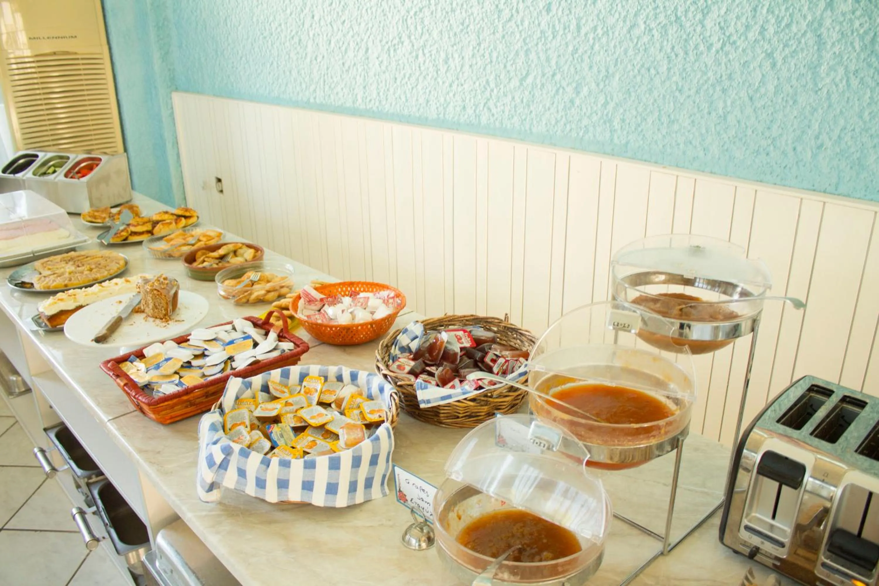 Buffet breakfast in Esperides Hotel