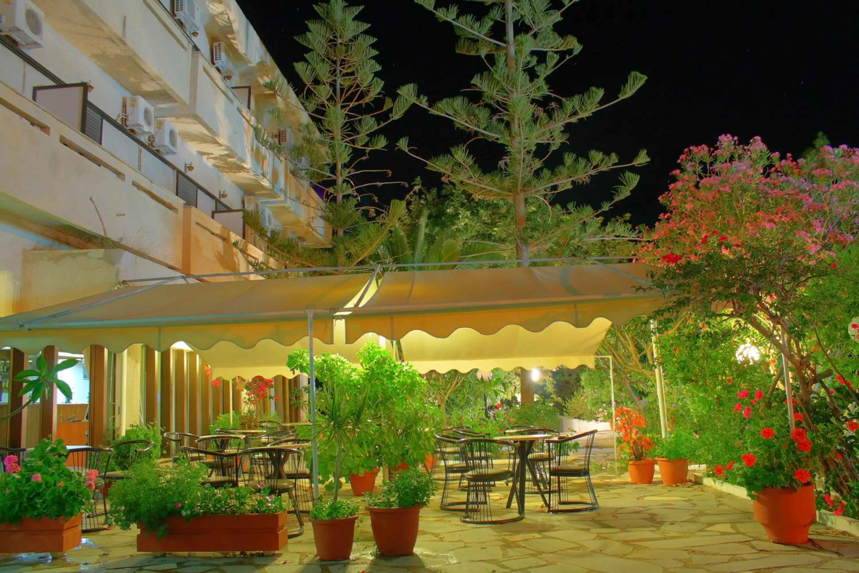 Garden in Esperides Hotel