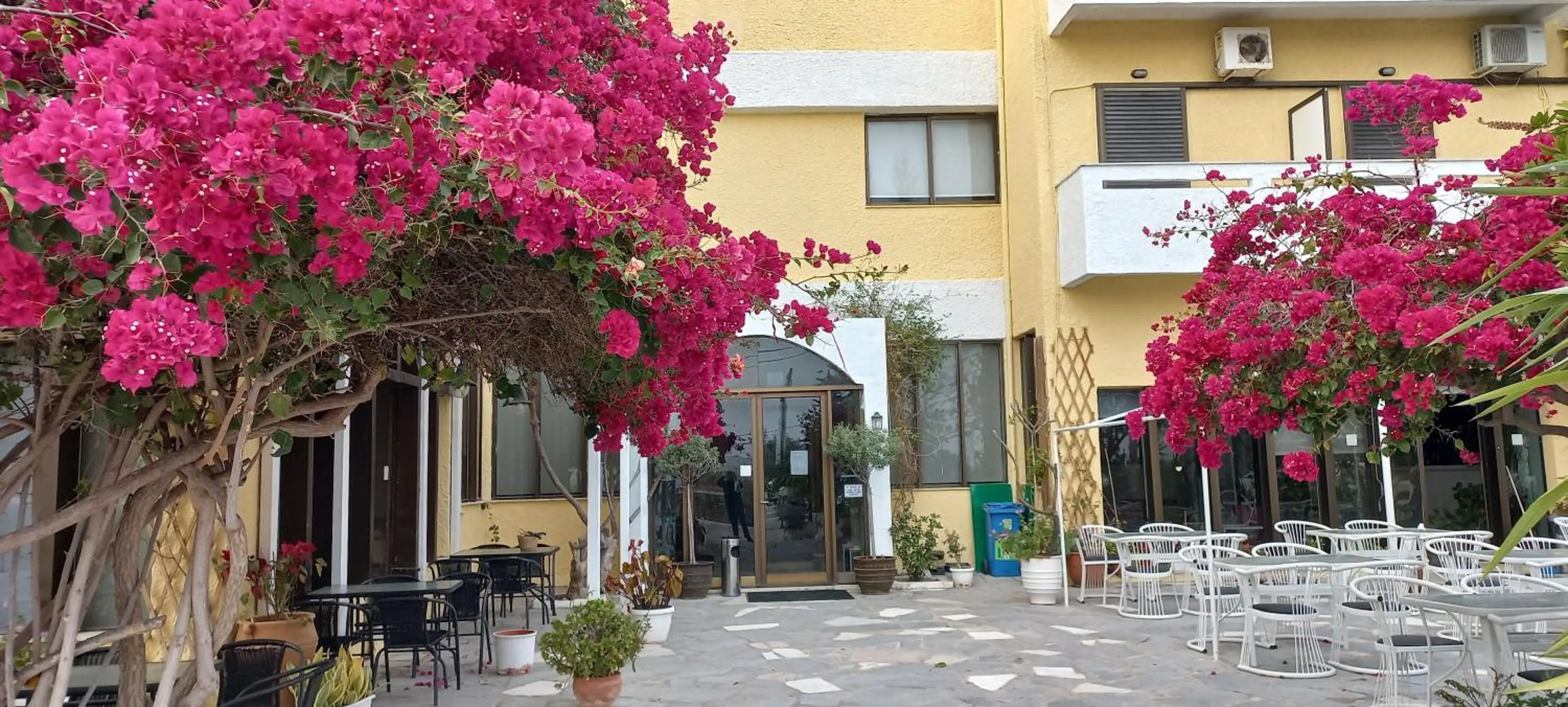 Esperides Hotel