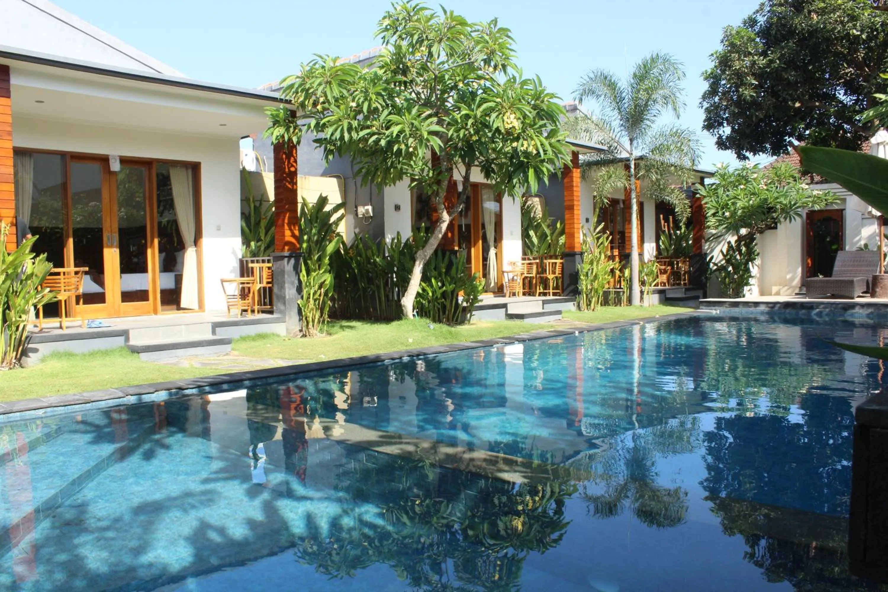 Property building in Singabu Bungalows