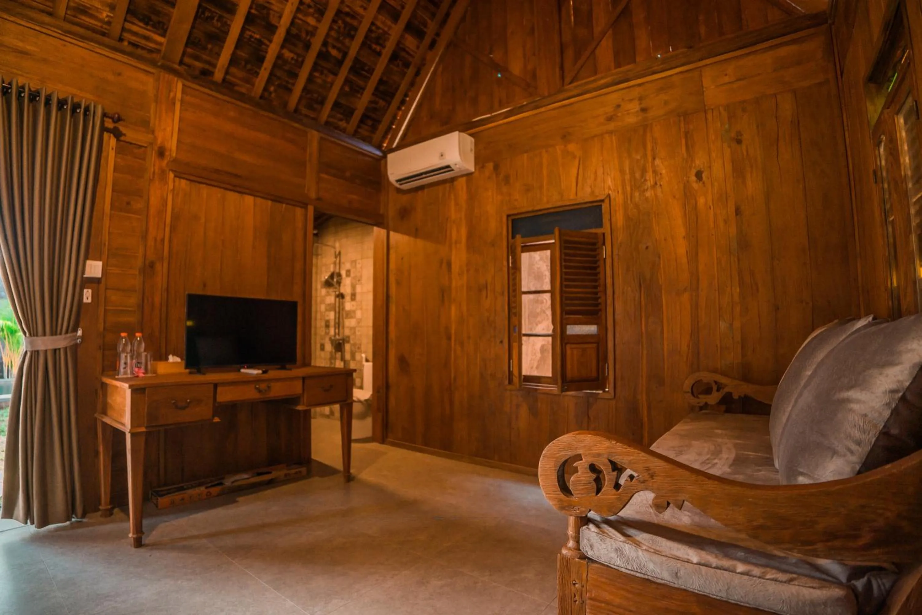 Living room in Umadhatu Resort by Amerta