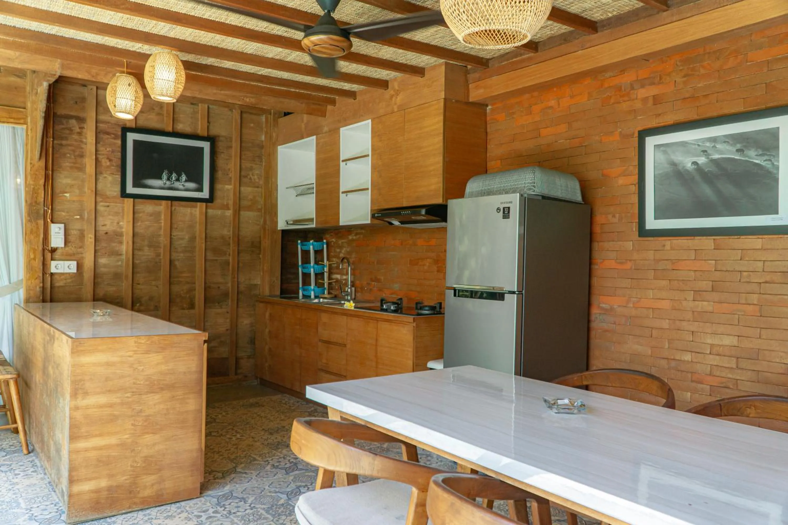 Kitchen or kitchenette in Umadhatu Resort by Amerta