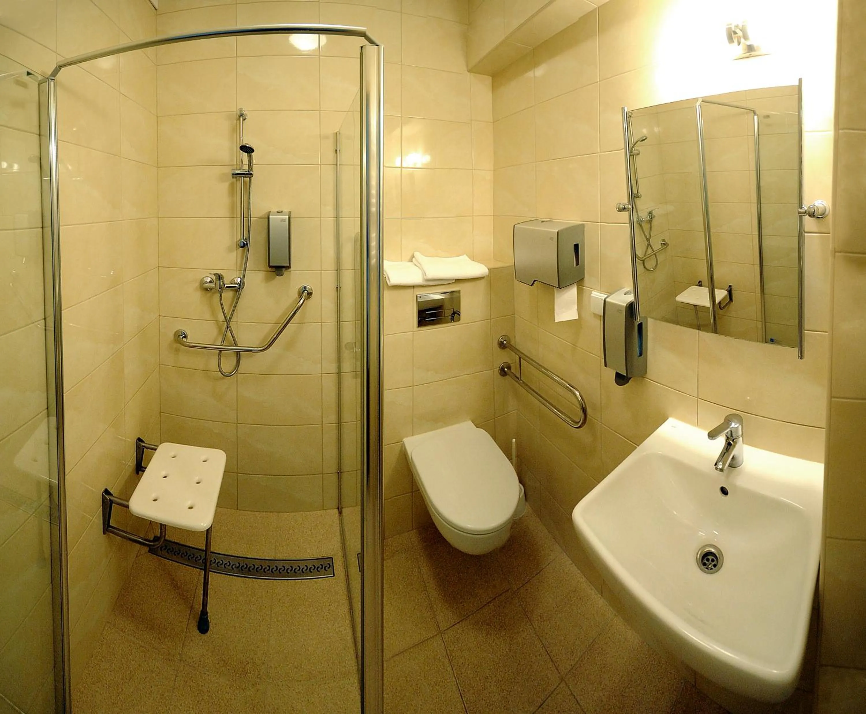 Bathroom in Hotel Zawisza