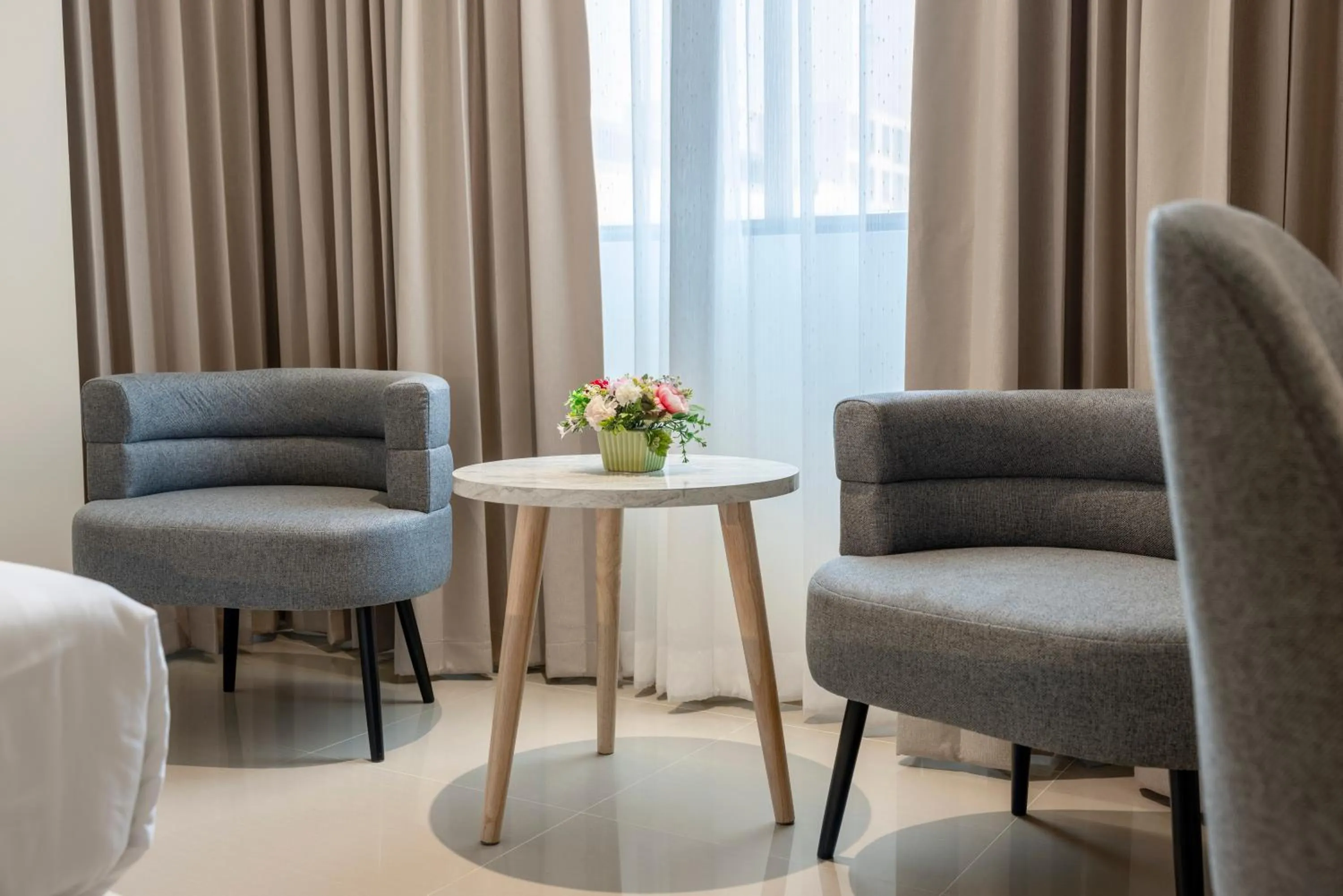Seating area in The Maruay Garden Hotel