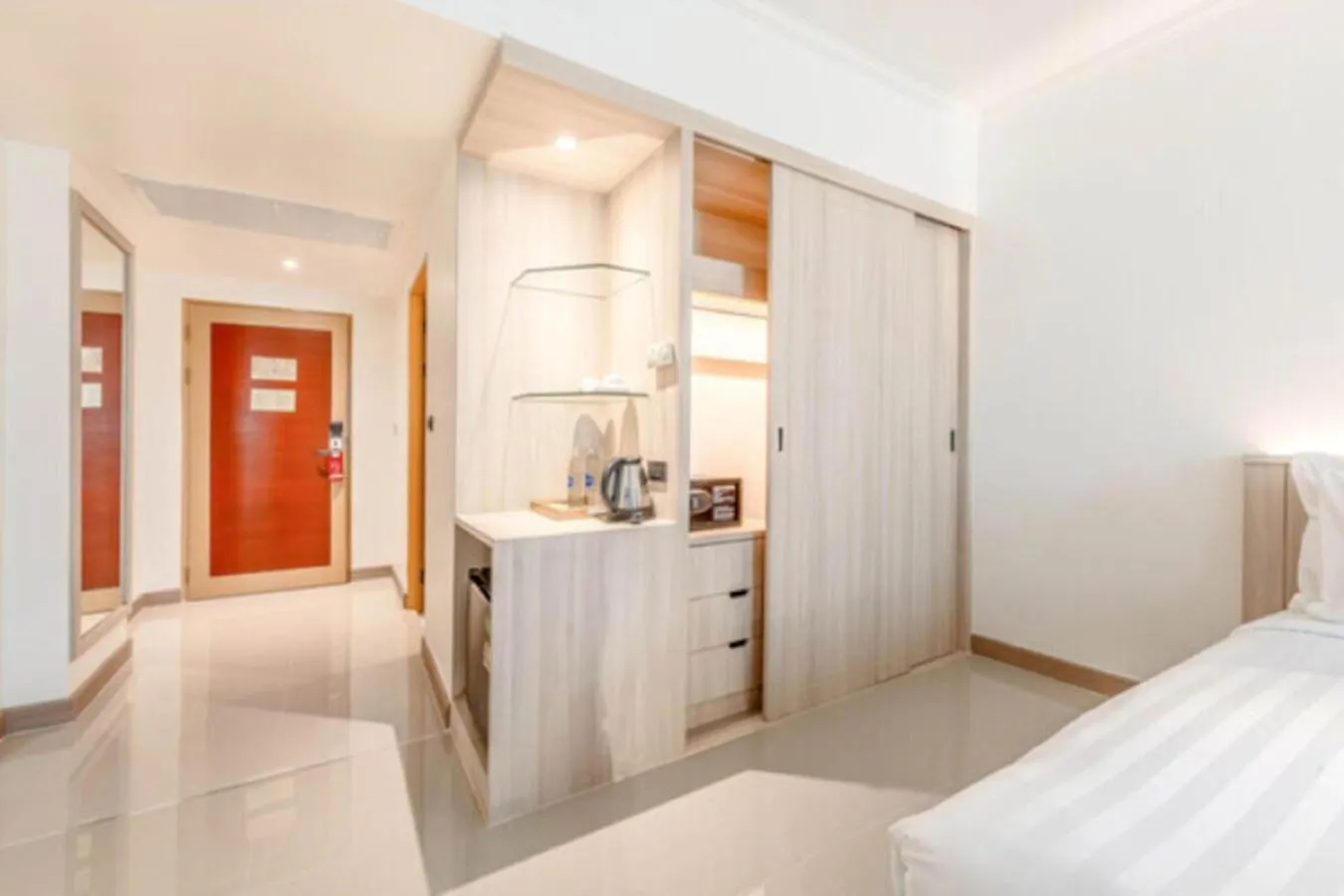 Coffee/tea facilities, Bed in The Maruay Garden Hotel