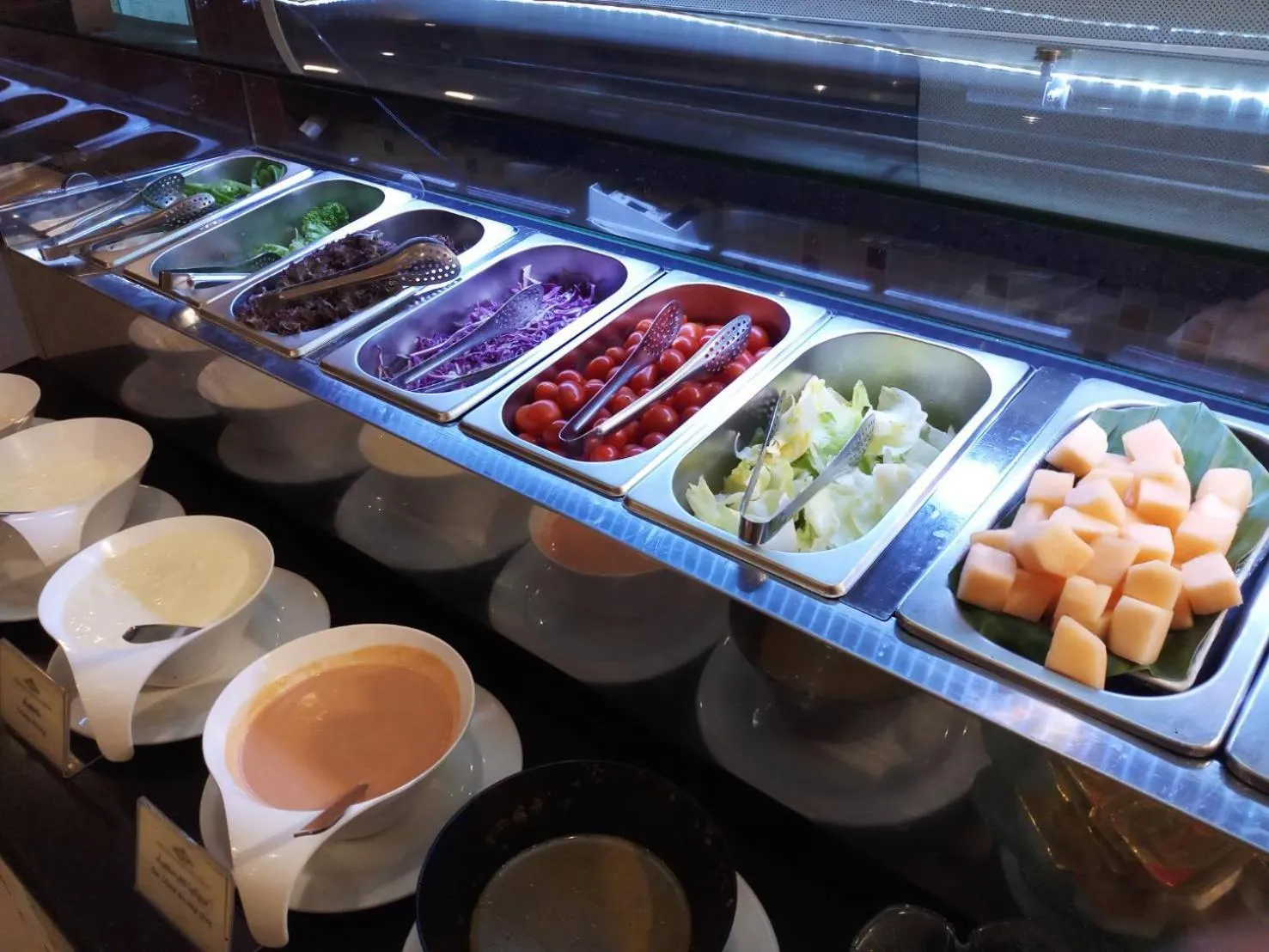 American breakfast in The Maruay Garden Hotel