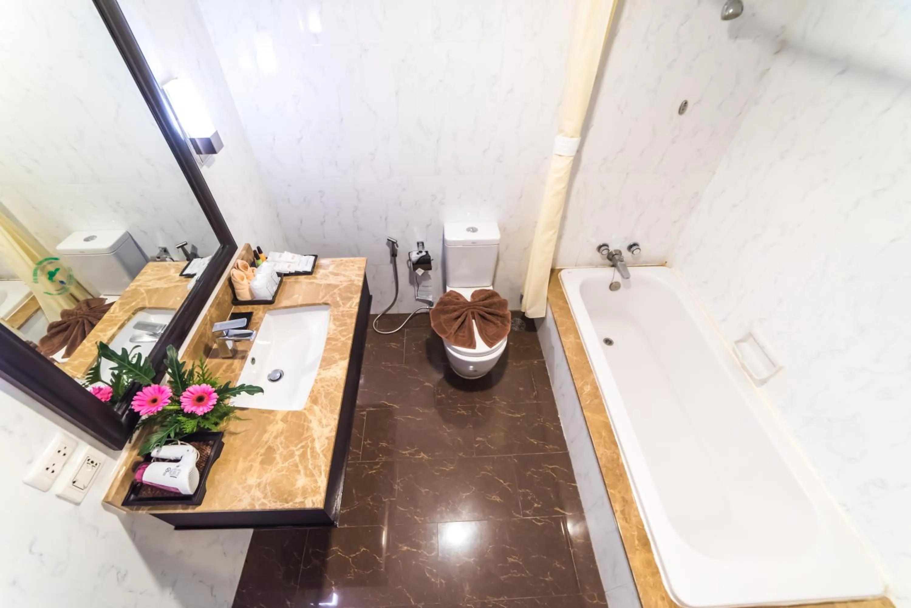 Bathroom in The Maruay Garden Hotel