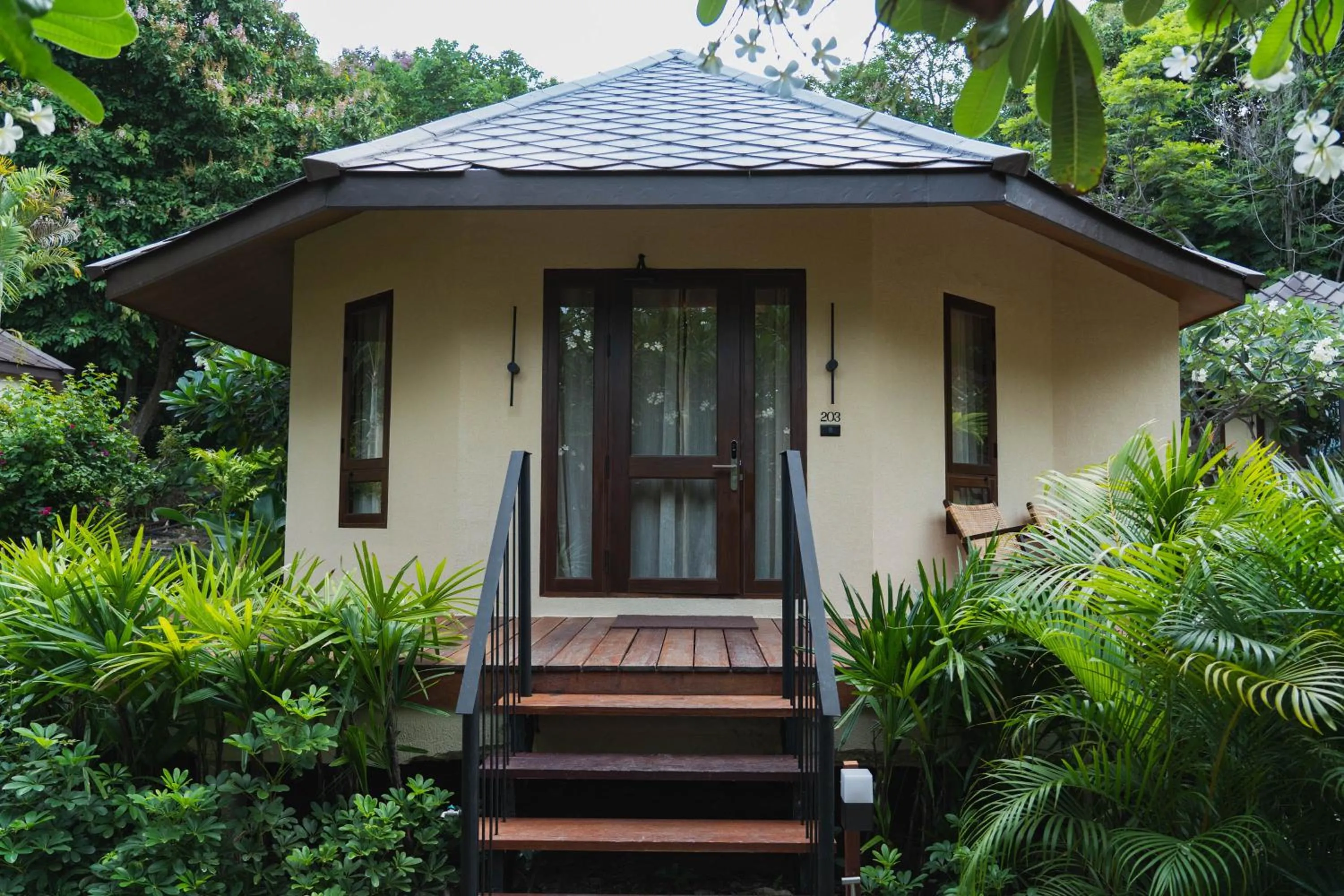 Garden view in Kira Baya Koh Samed