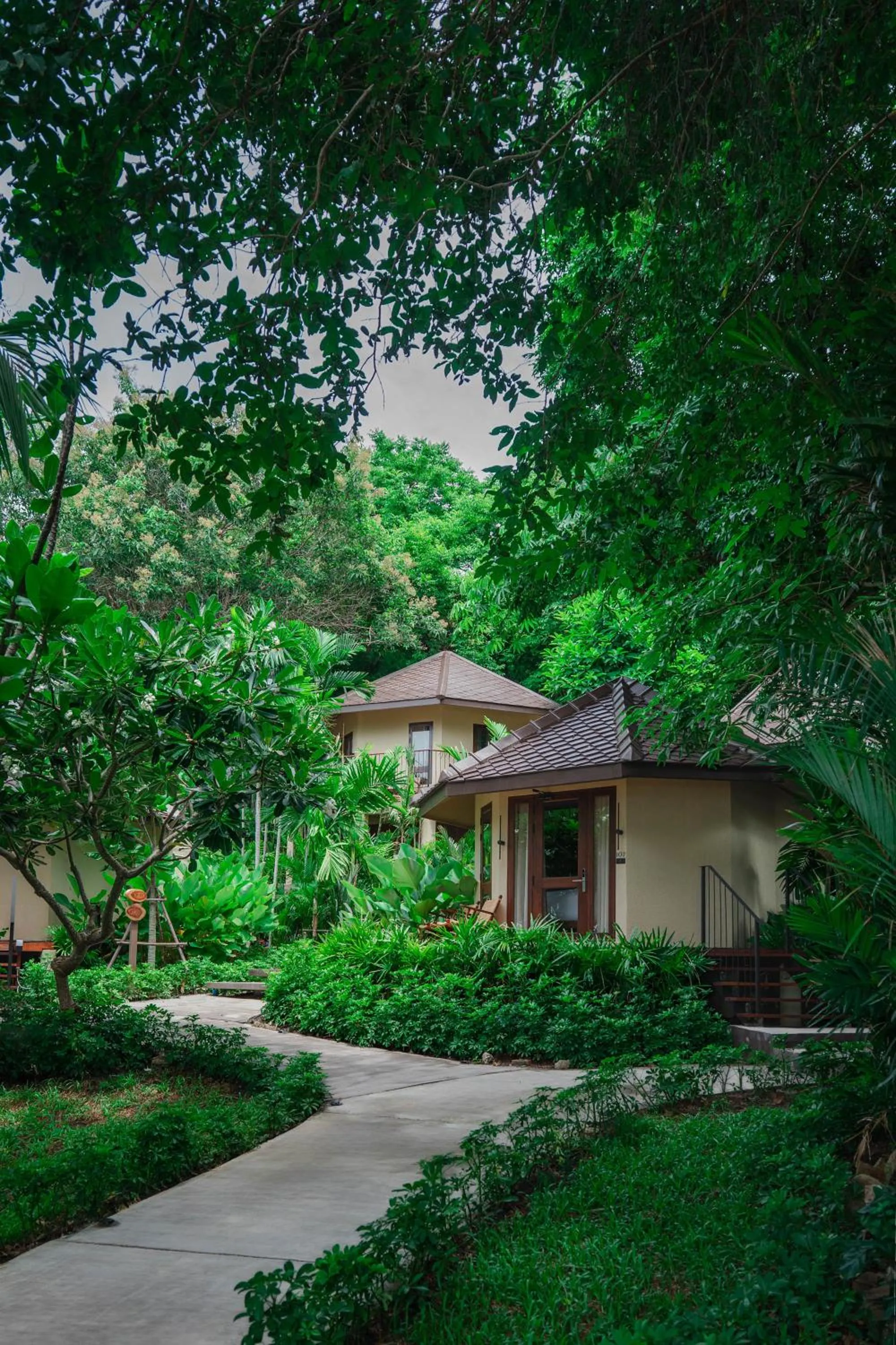 Garden view in Kira Baya Koh Samed