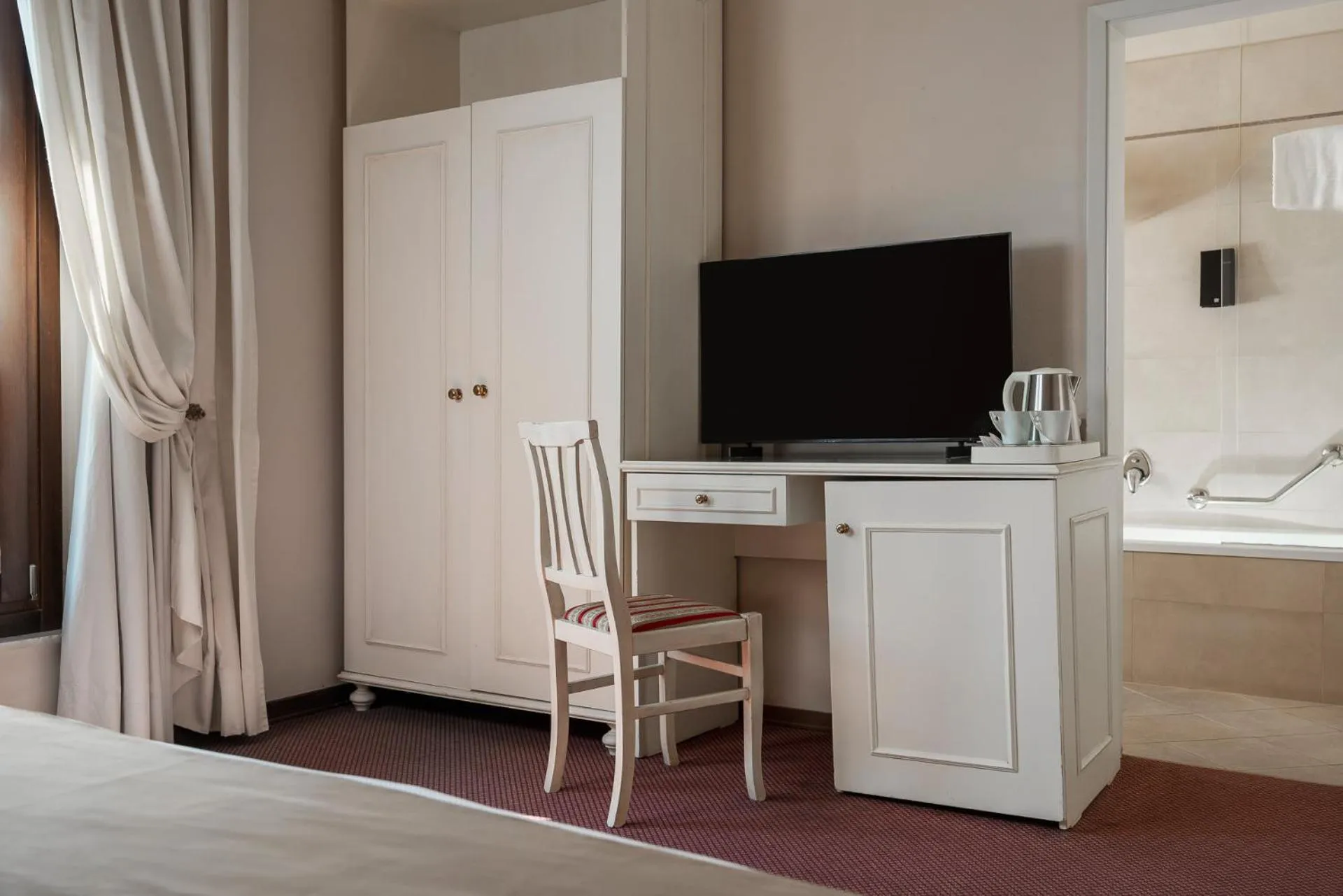 Bedroom, Bed in Hotel Ercolini & Savi