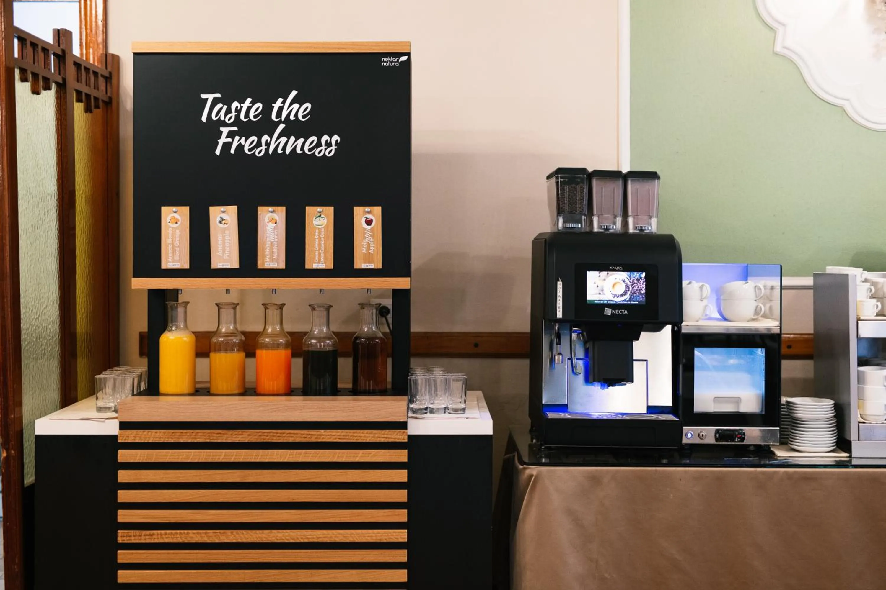 Breakfast in Hotel Ercolini & Savi