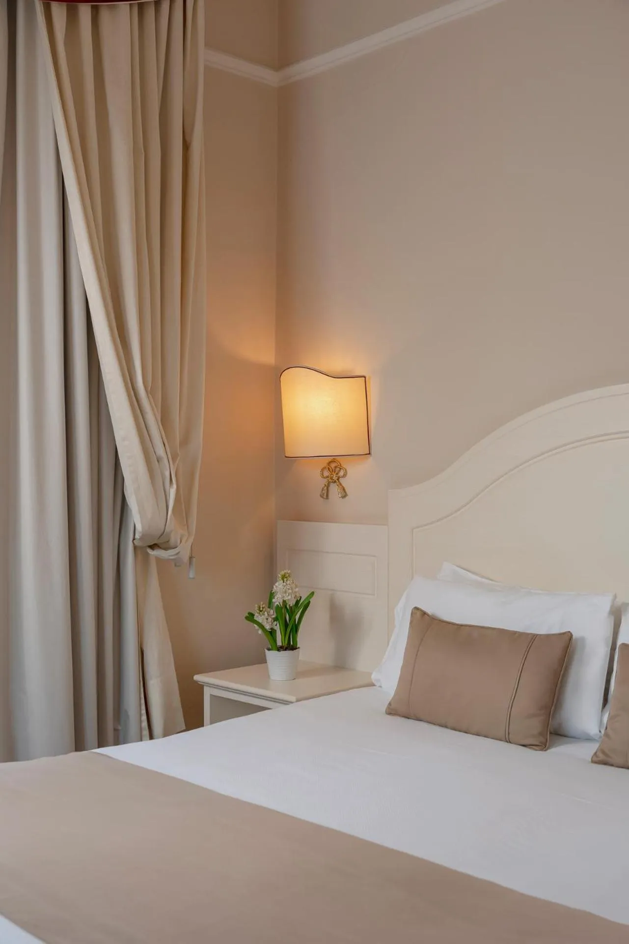 Bedroom, Bed in Hotel Ercolini & Savi