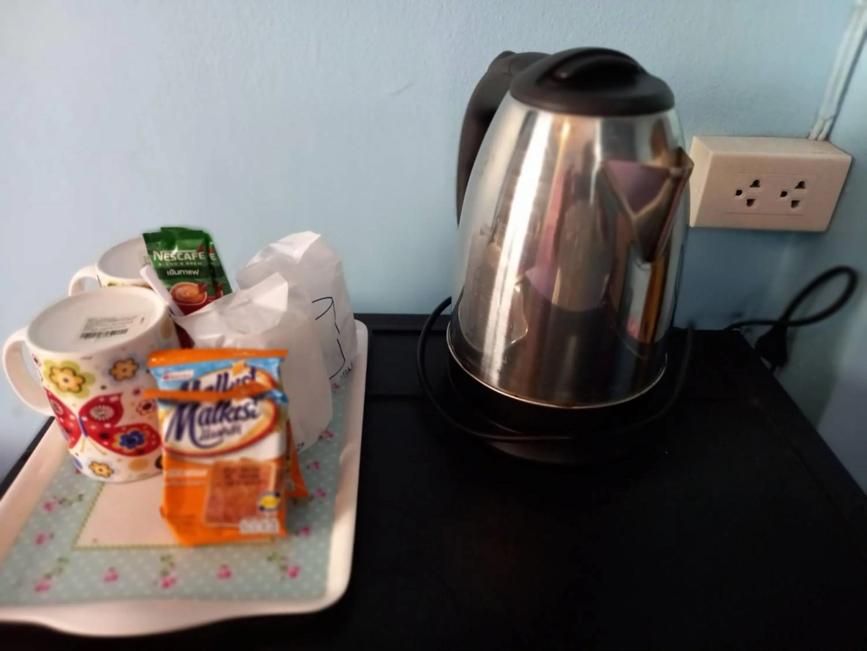 Coffee/tea facilities in Royal Land Mae Klong Hotel