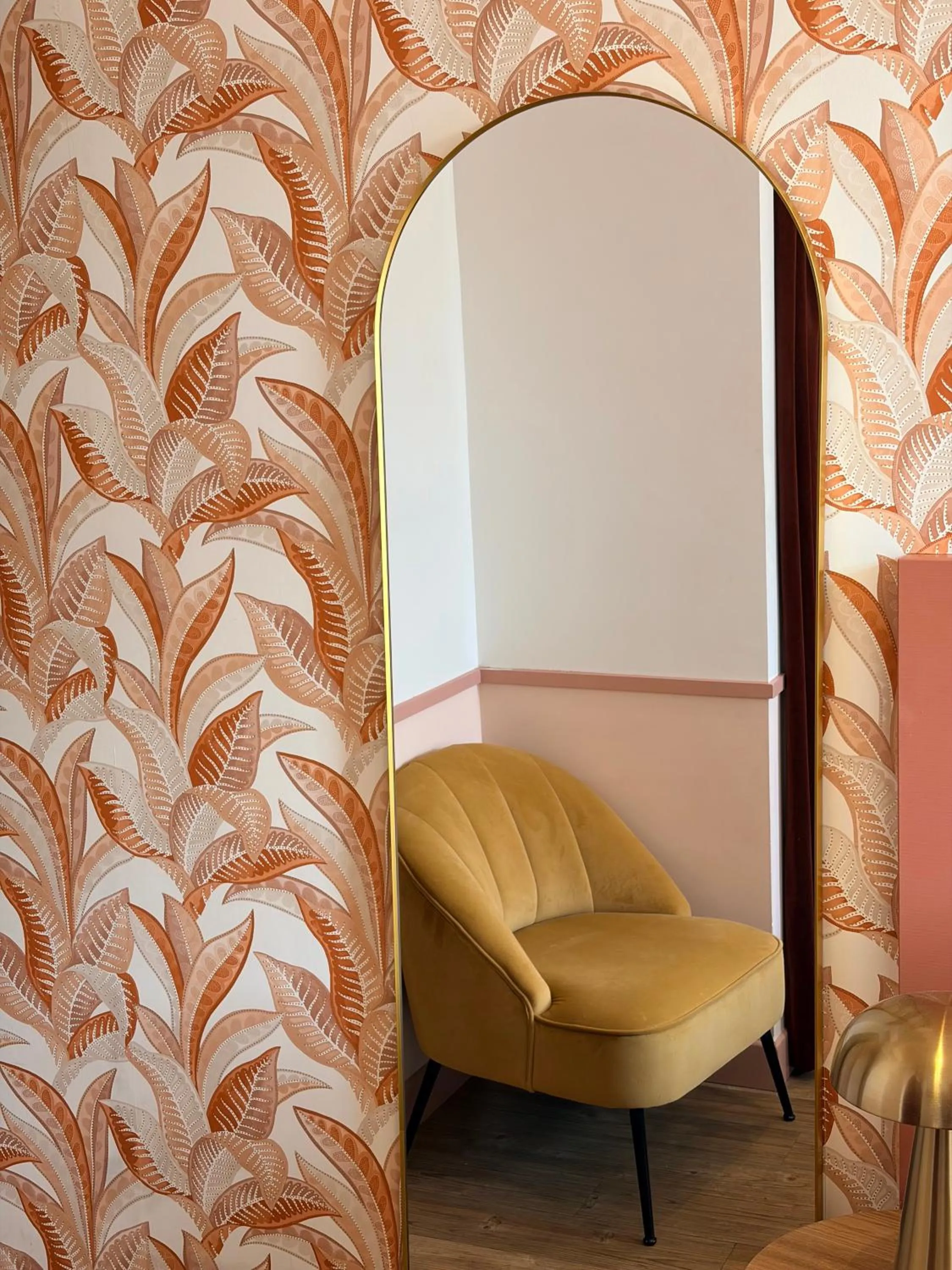 Decorative detail in Hôtel De Londres