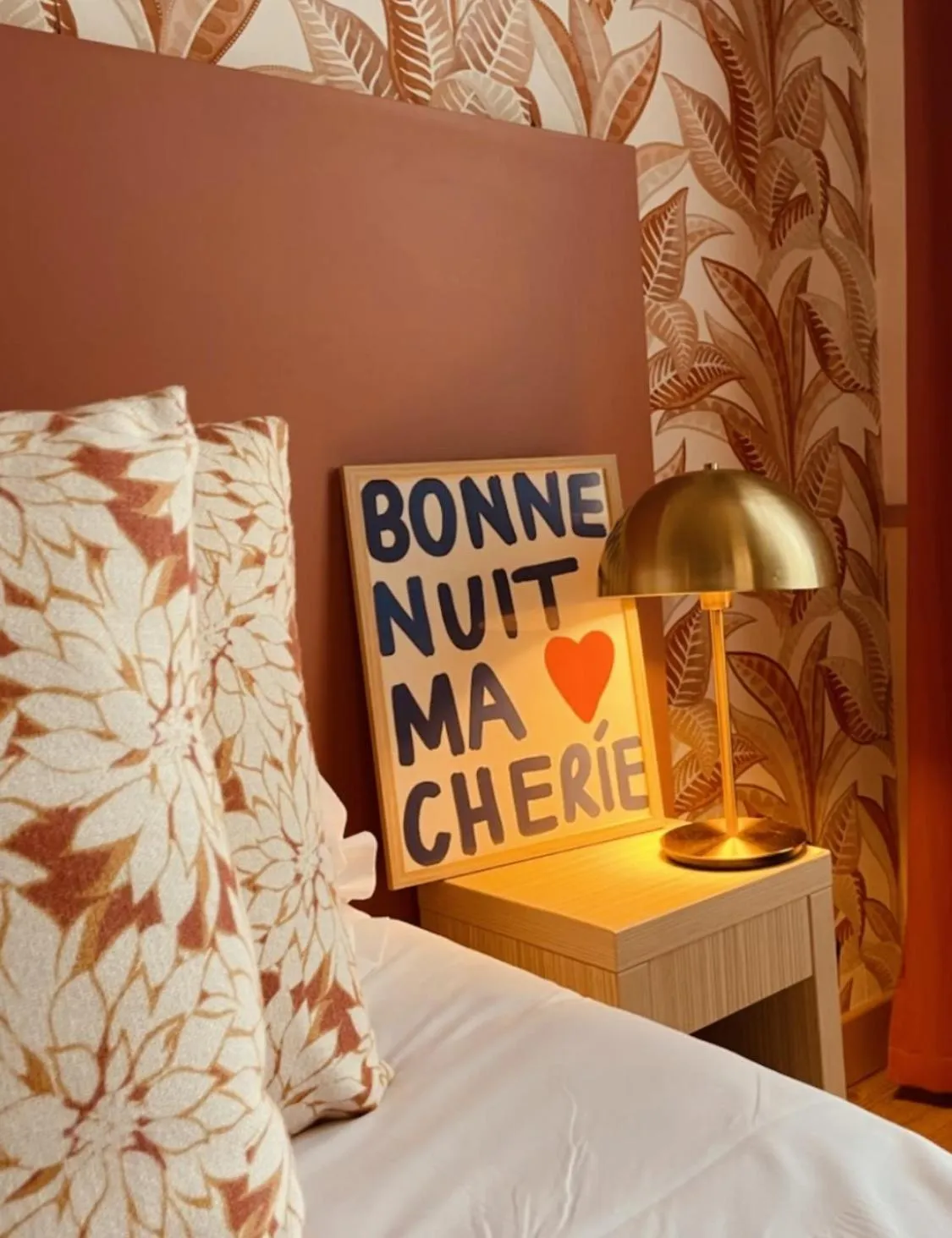 Bedroom, Bed in Hôtel De Londres