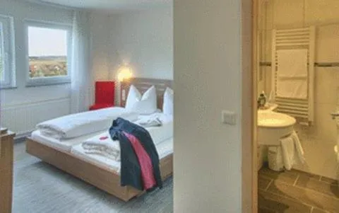 Bed in Landhotel Gasthof am Berg