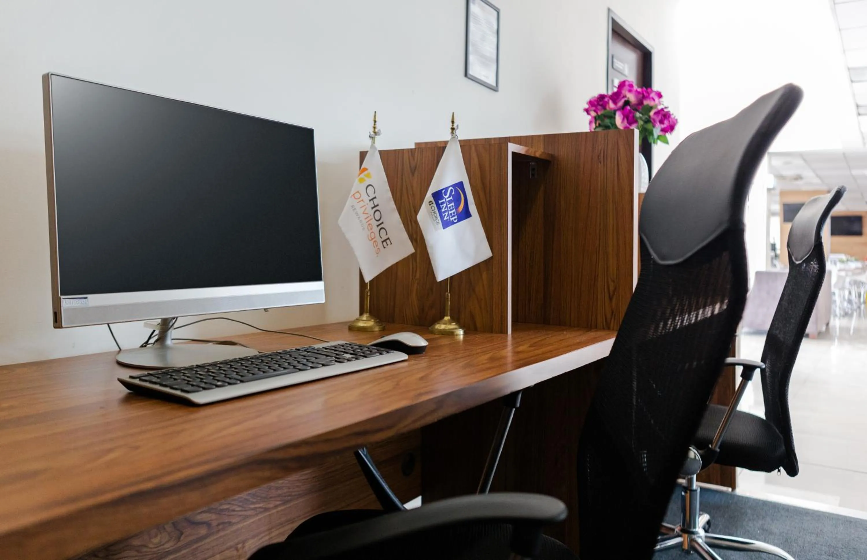Seating area in Sleep Inn Tijuana