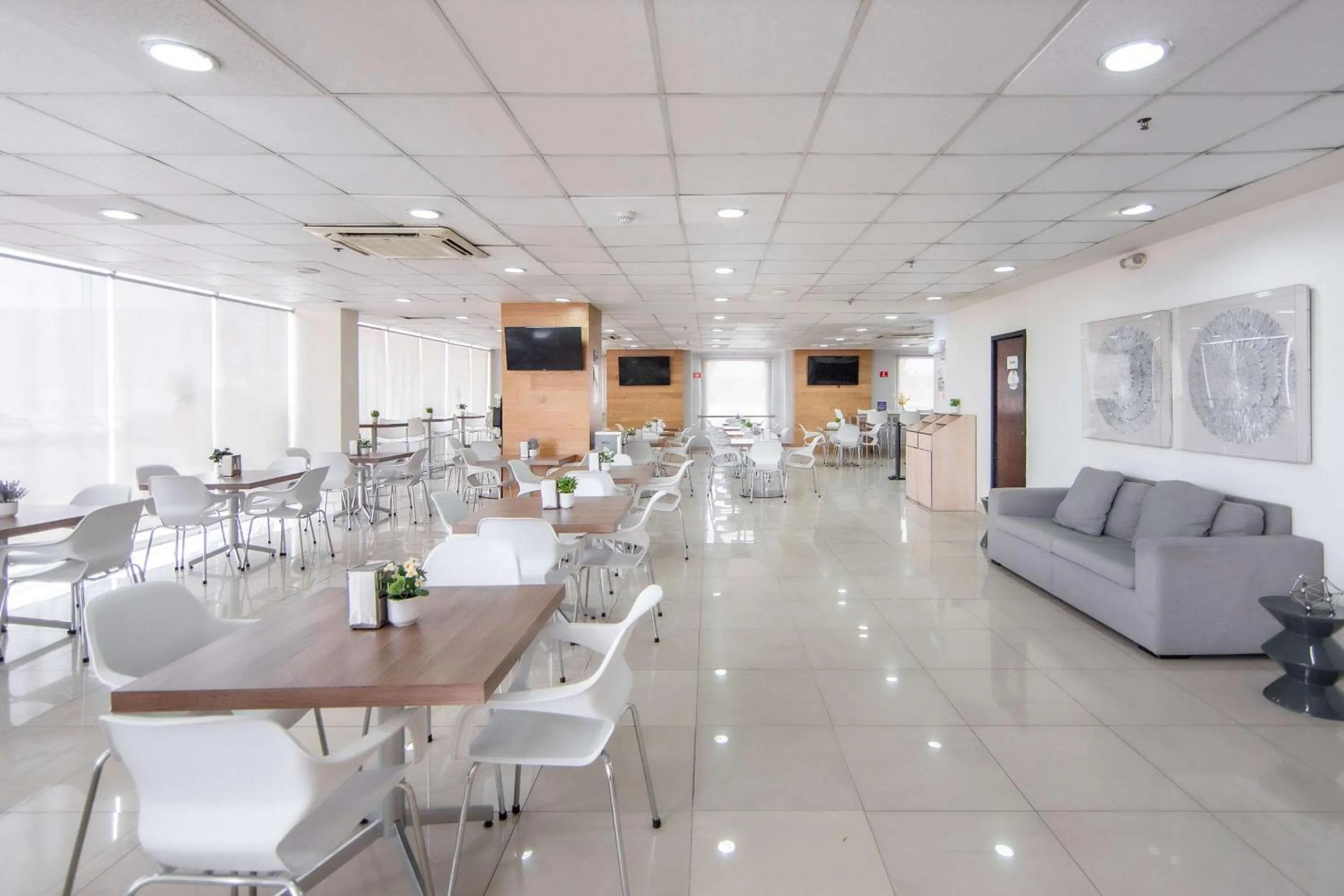 Breakfast in Sleep Inn Tijuana