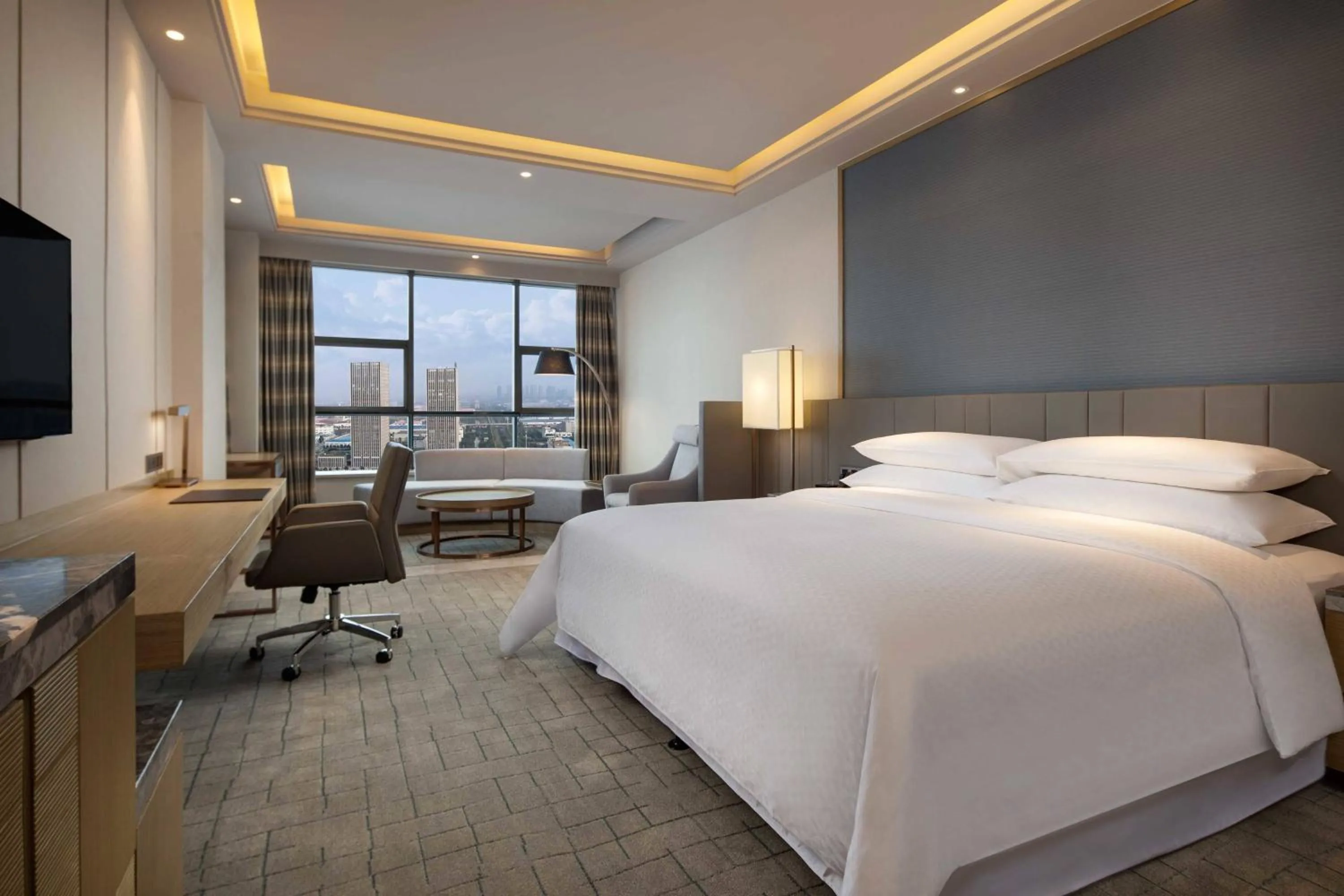 Photo of the whole room, Bed in Four Points by Sheraton Hefei, Baohe