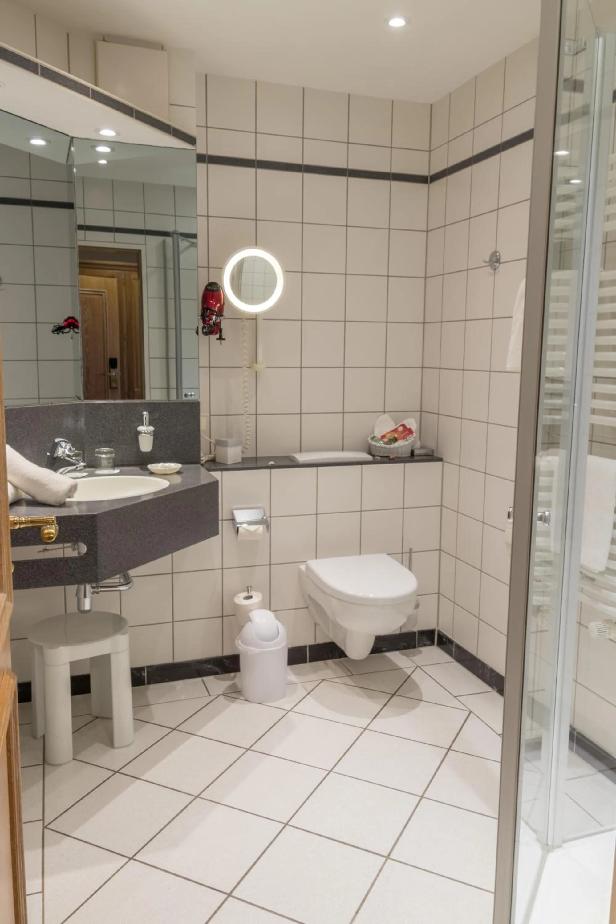 Bathroom in Romantik Hotel Fischerwiege