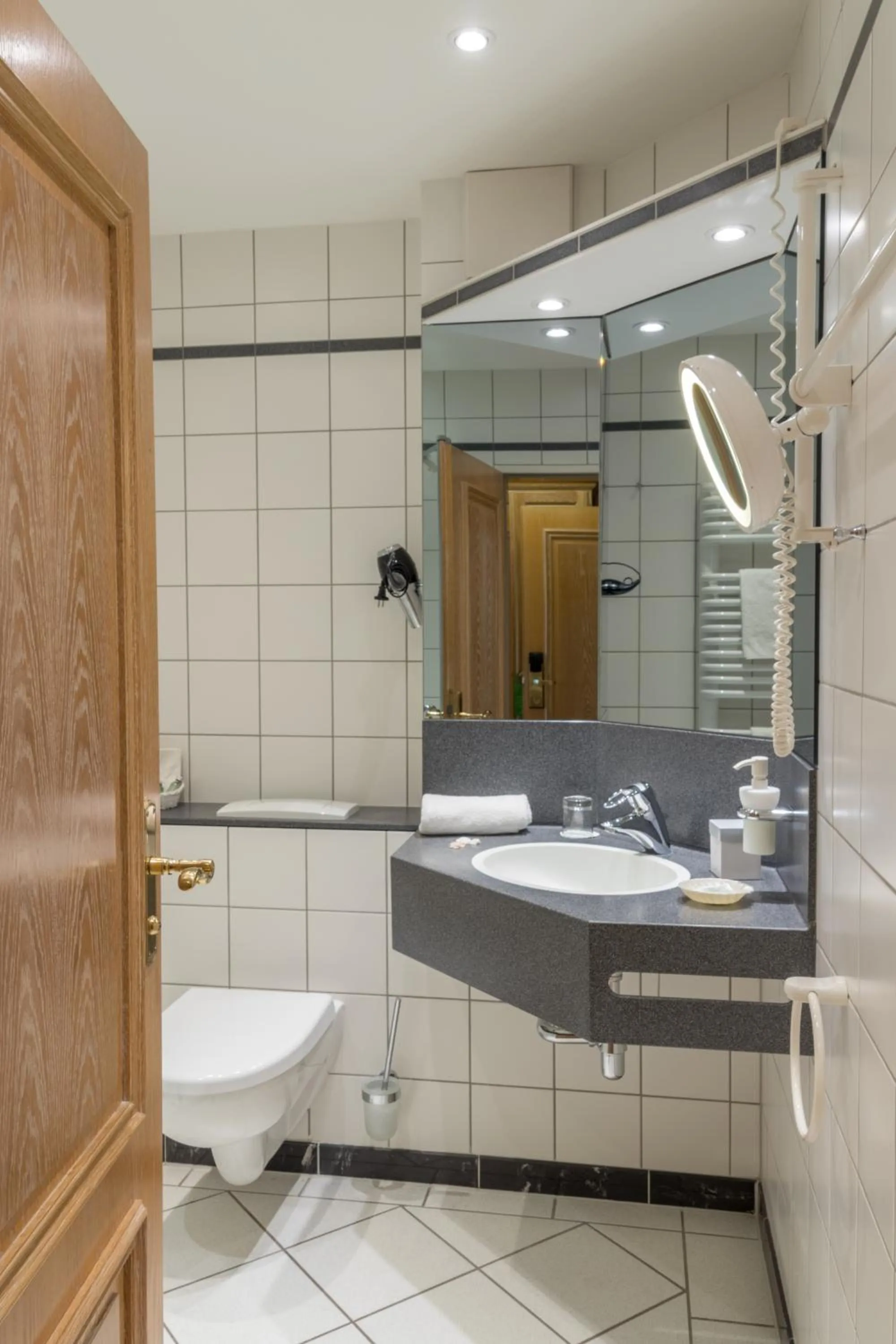 Toilet in Romantik Hotel Fischerwiege