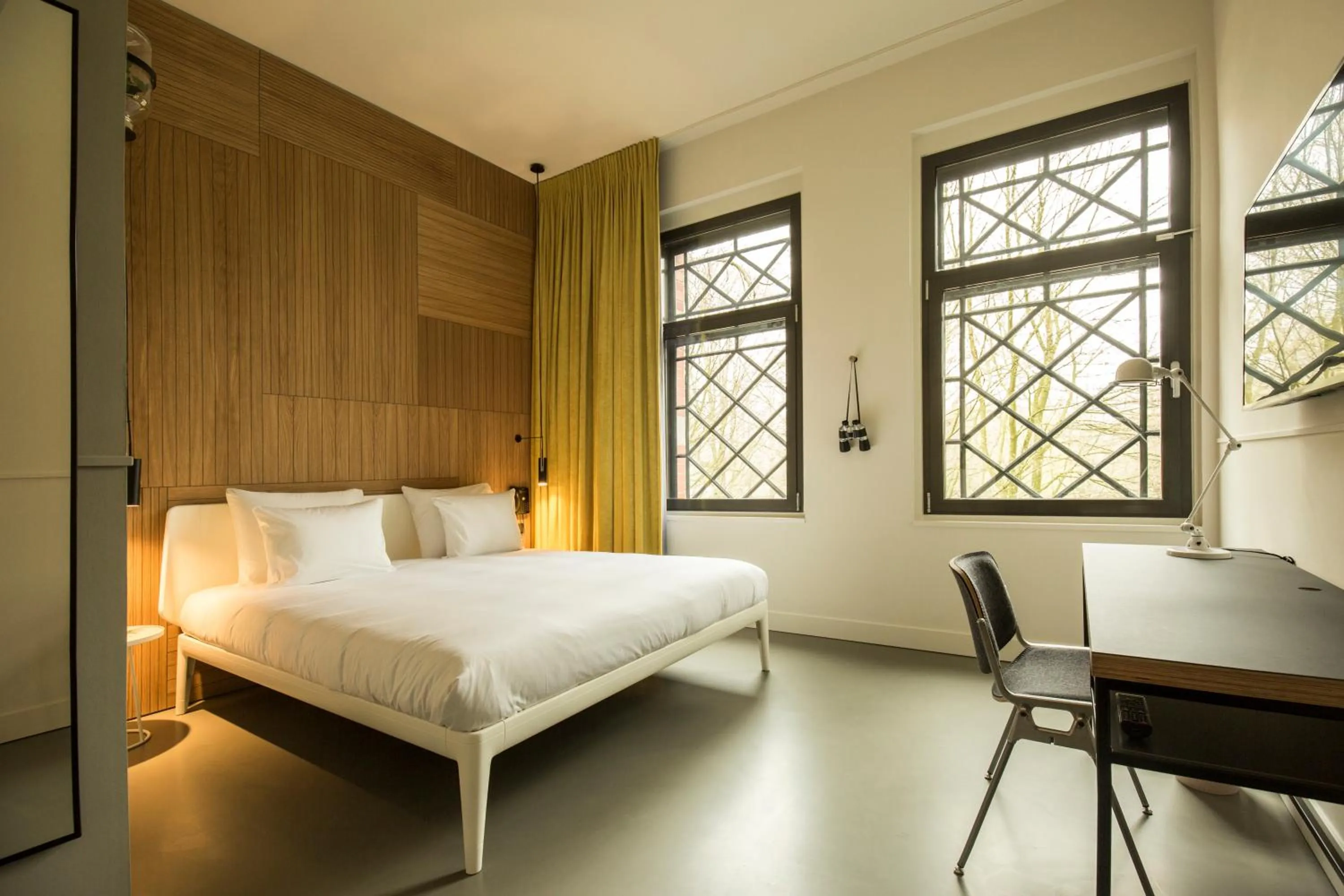 Bed in Conscious Hotel Westerpark